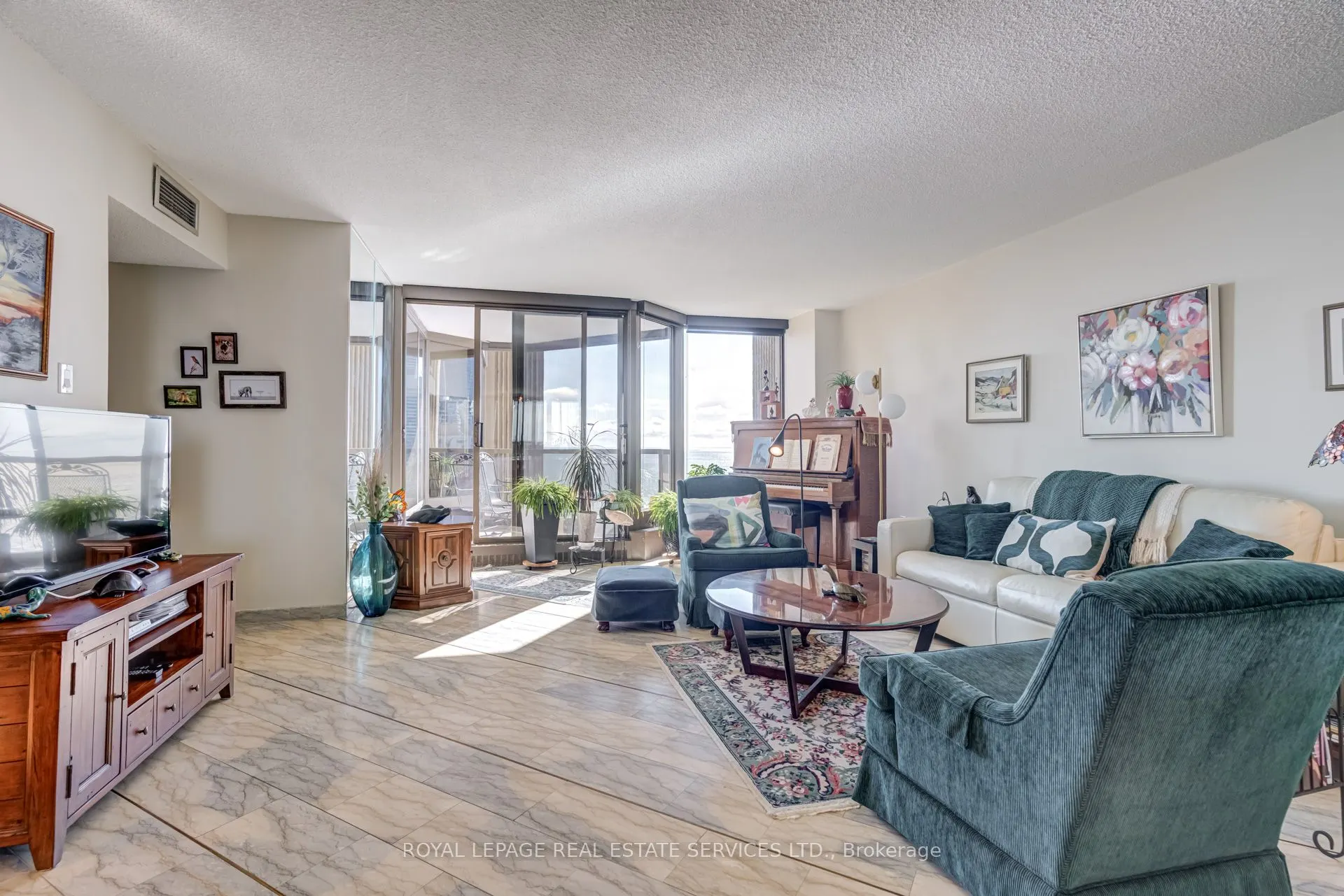 2045 Lake Shore Boulevard W, #1905