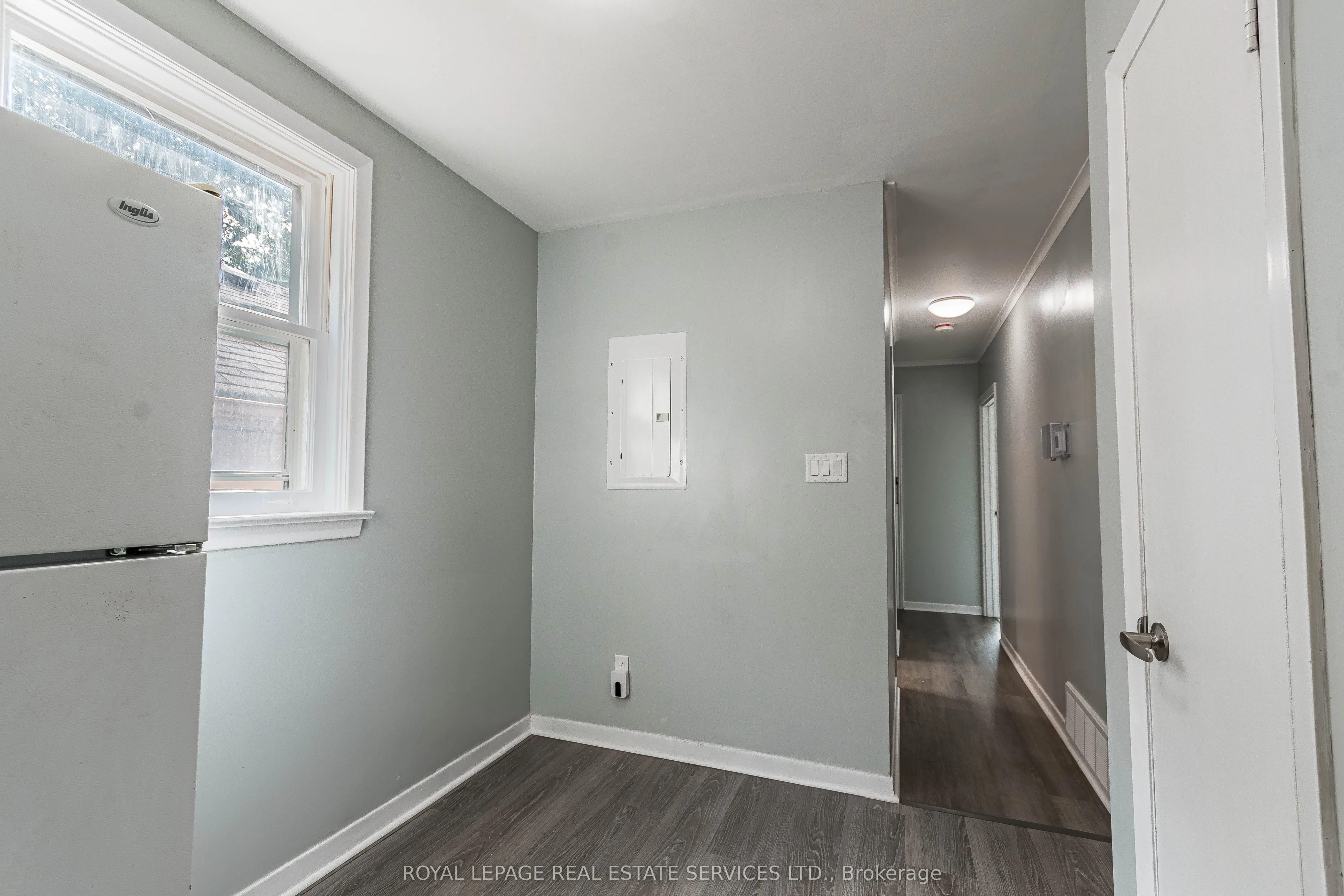 144 Lake Crescent, #Main