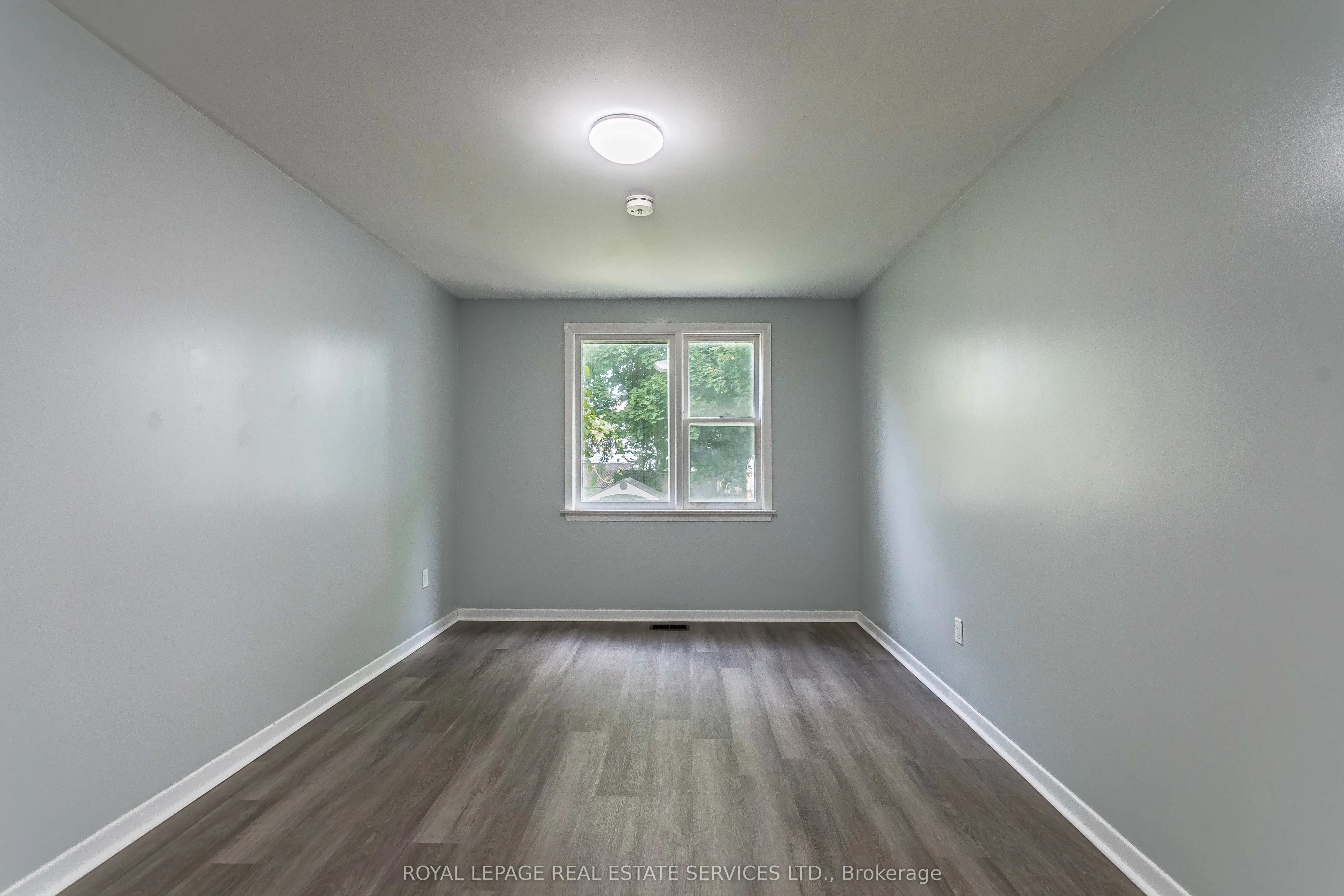 144 Lake Crescent, #Main