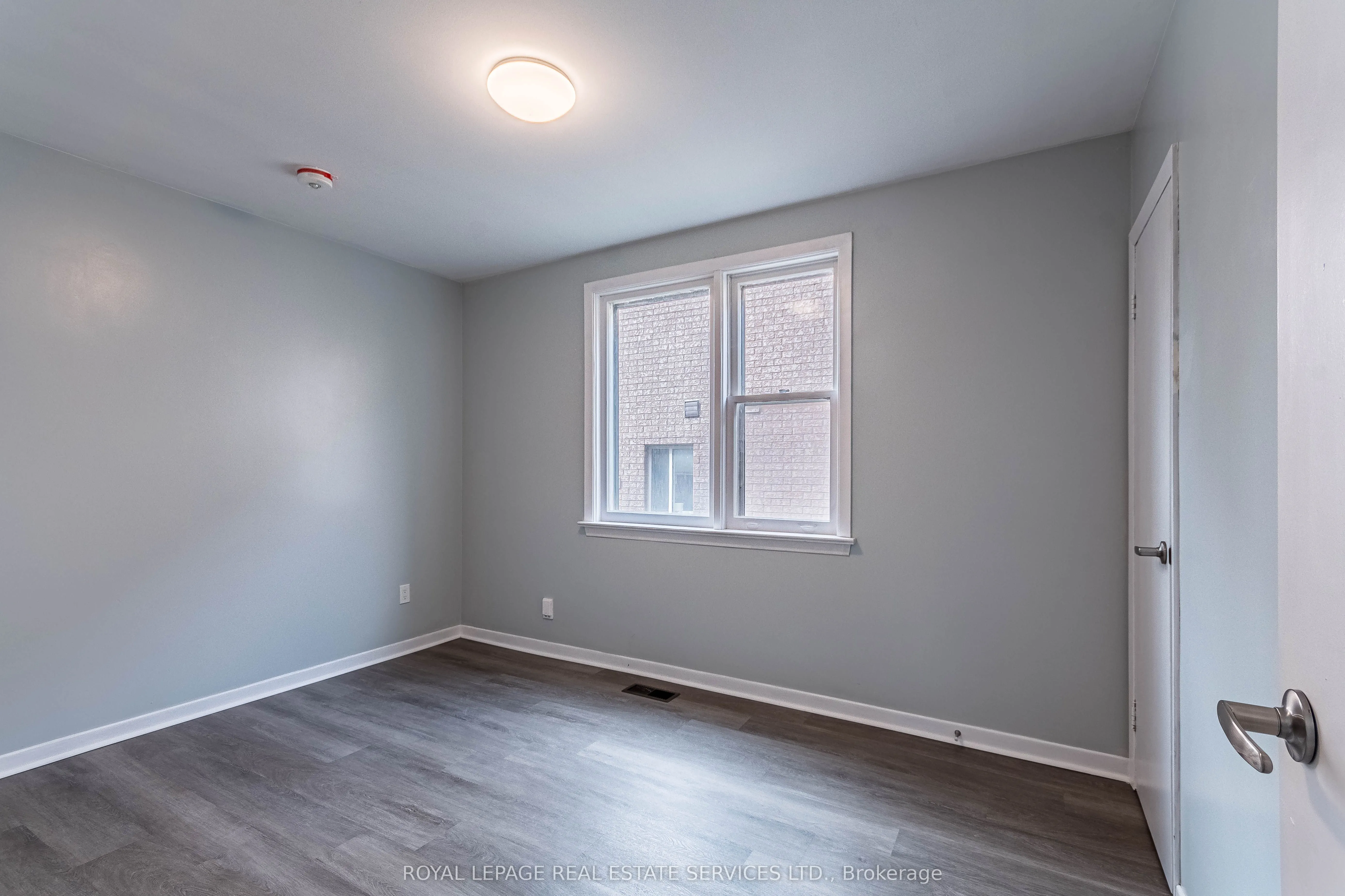 144 Lake Crescent, #Main