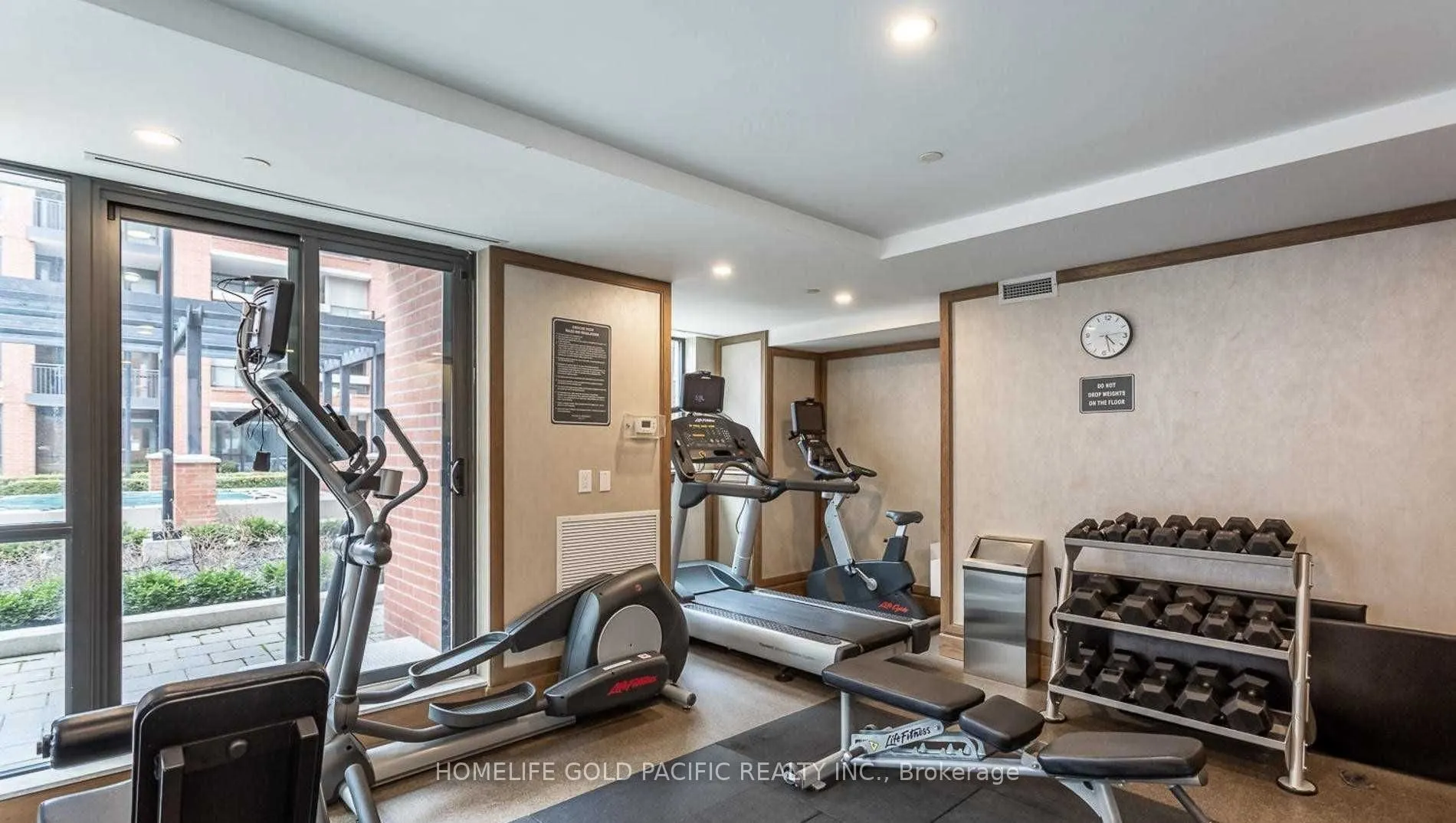 800 Lawerence Avenue W, #1521