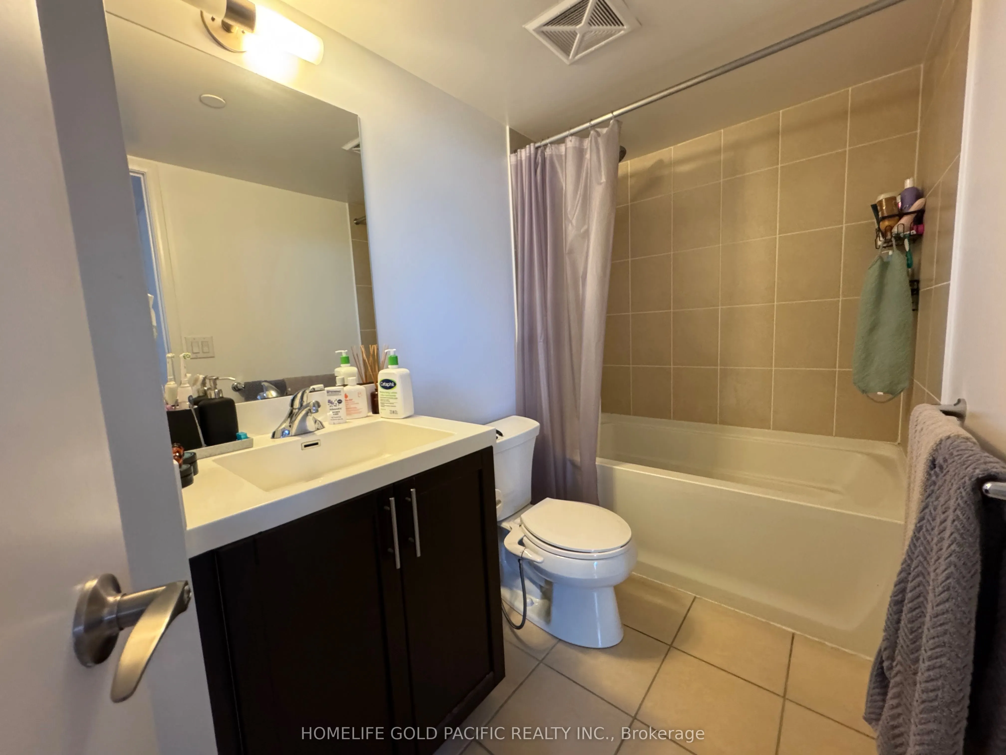 800 Lawerence Avenue W, #1521