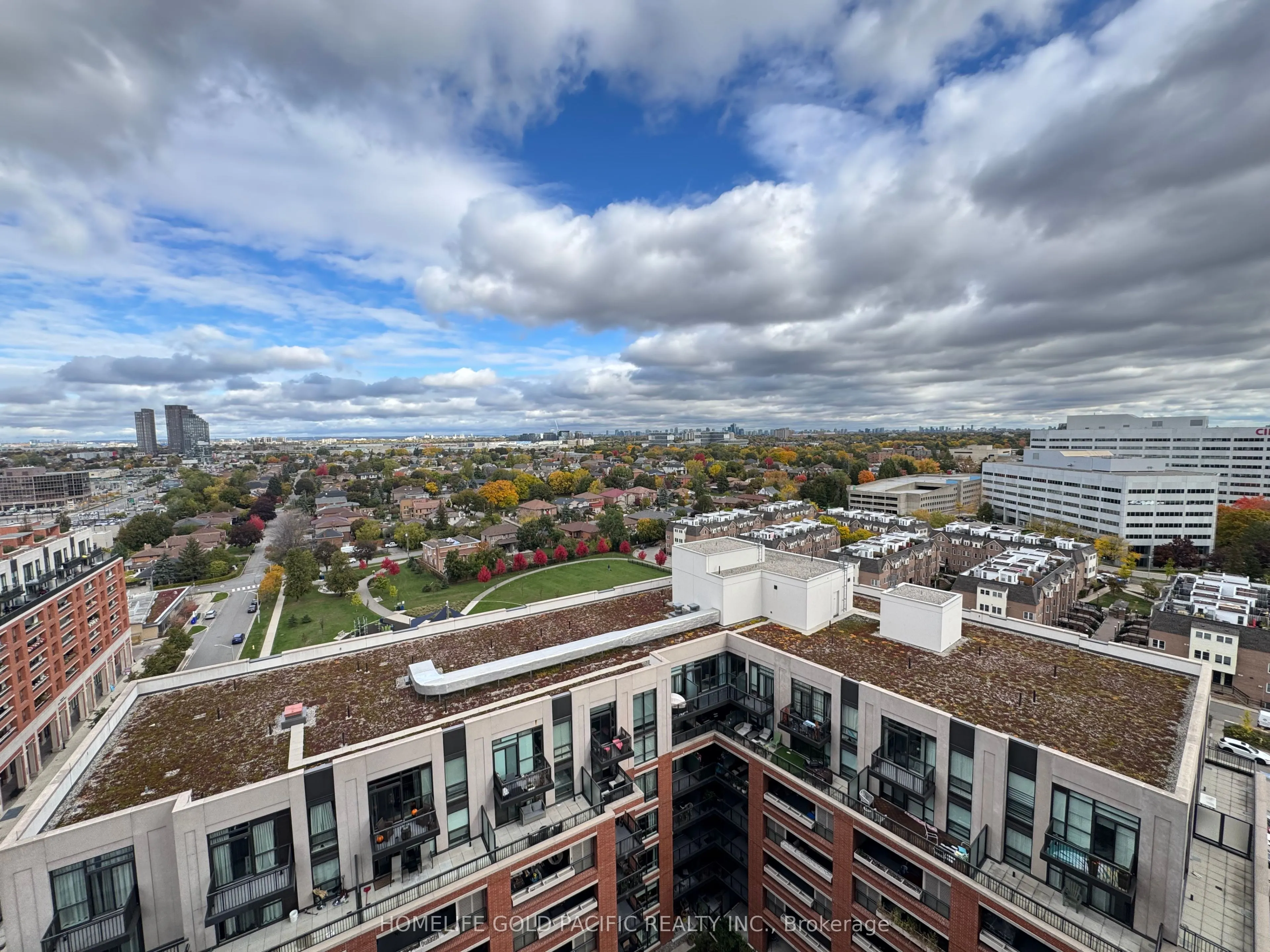 800 Lawerence Avenue W, #1521