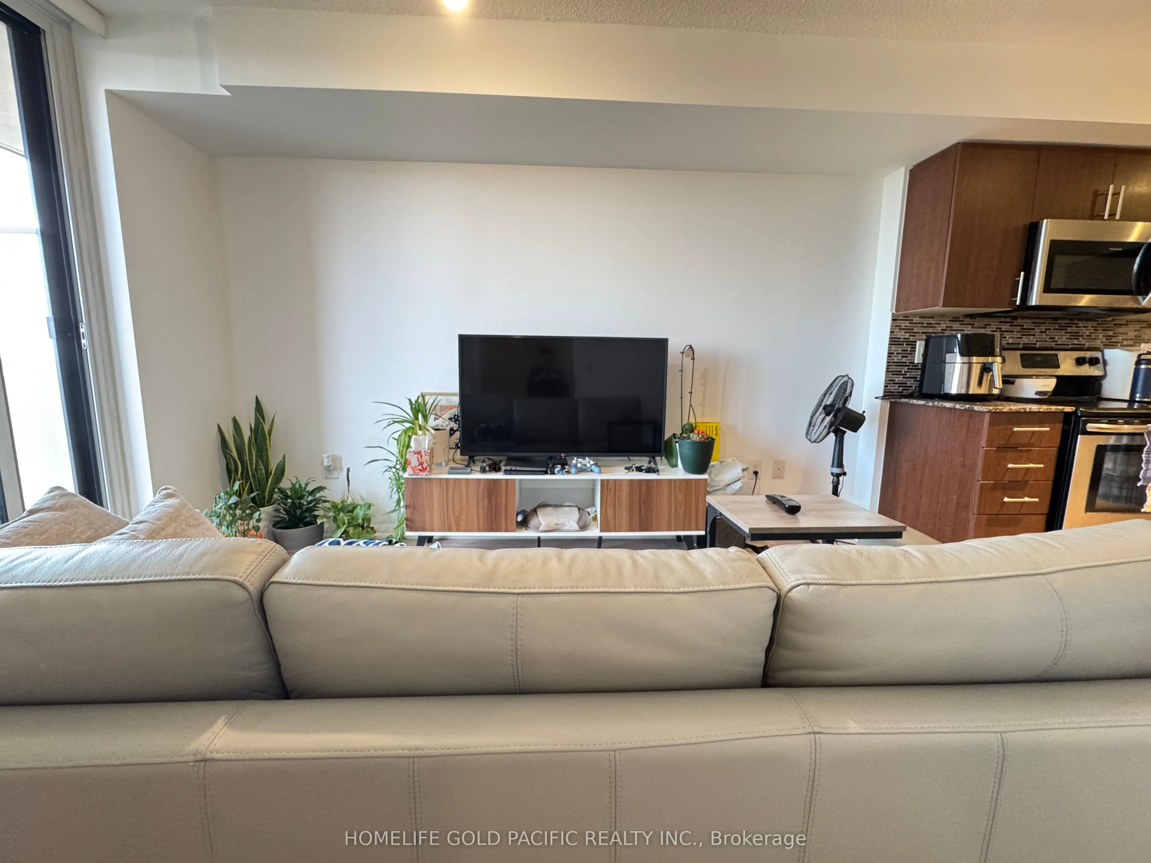 800 Lawerence Avenue W, #1521