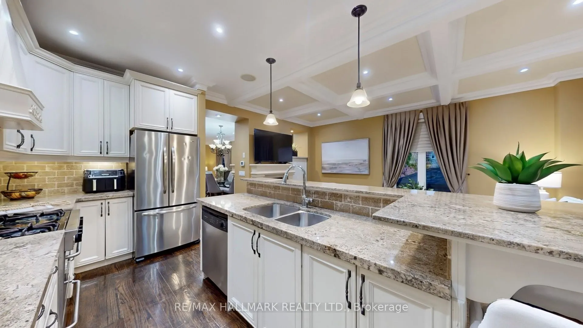 204 Maple Leaf Drive