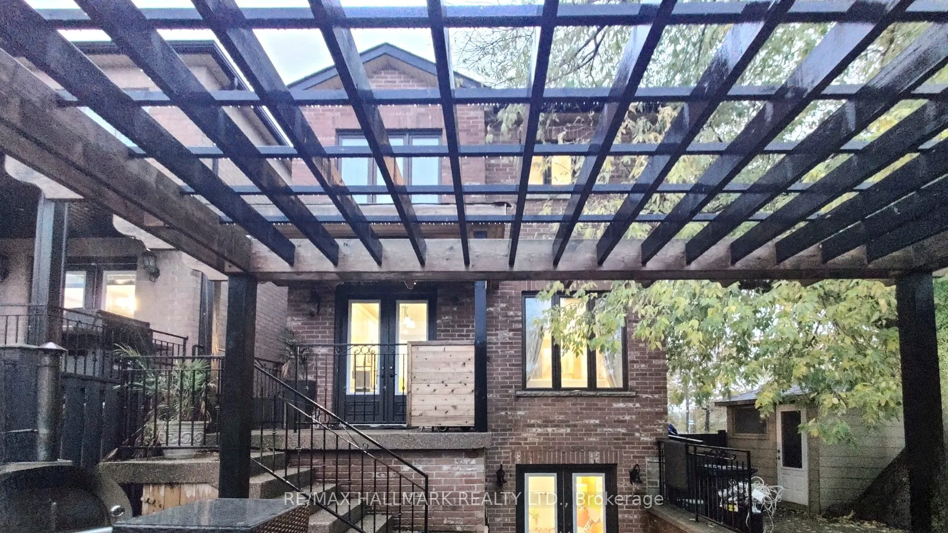 204 Maple Leaf Drive