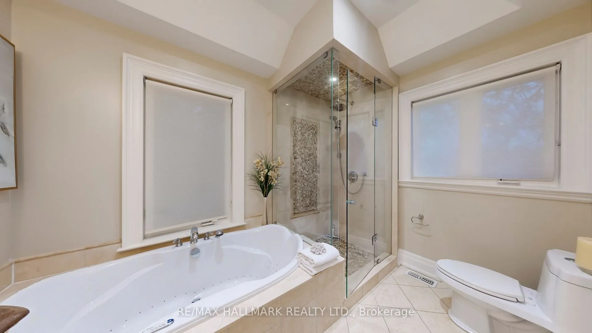 204 Maple Leaf Drive