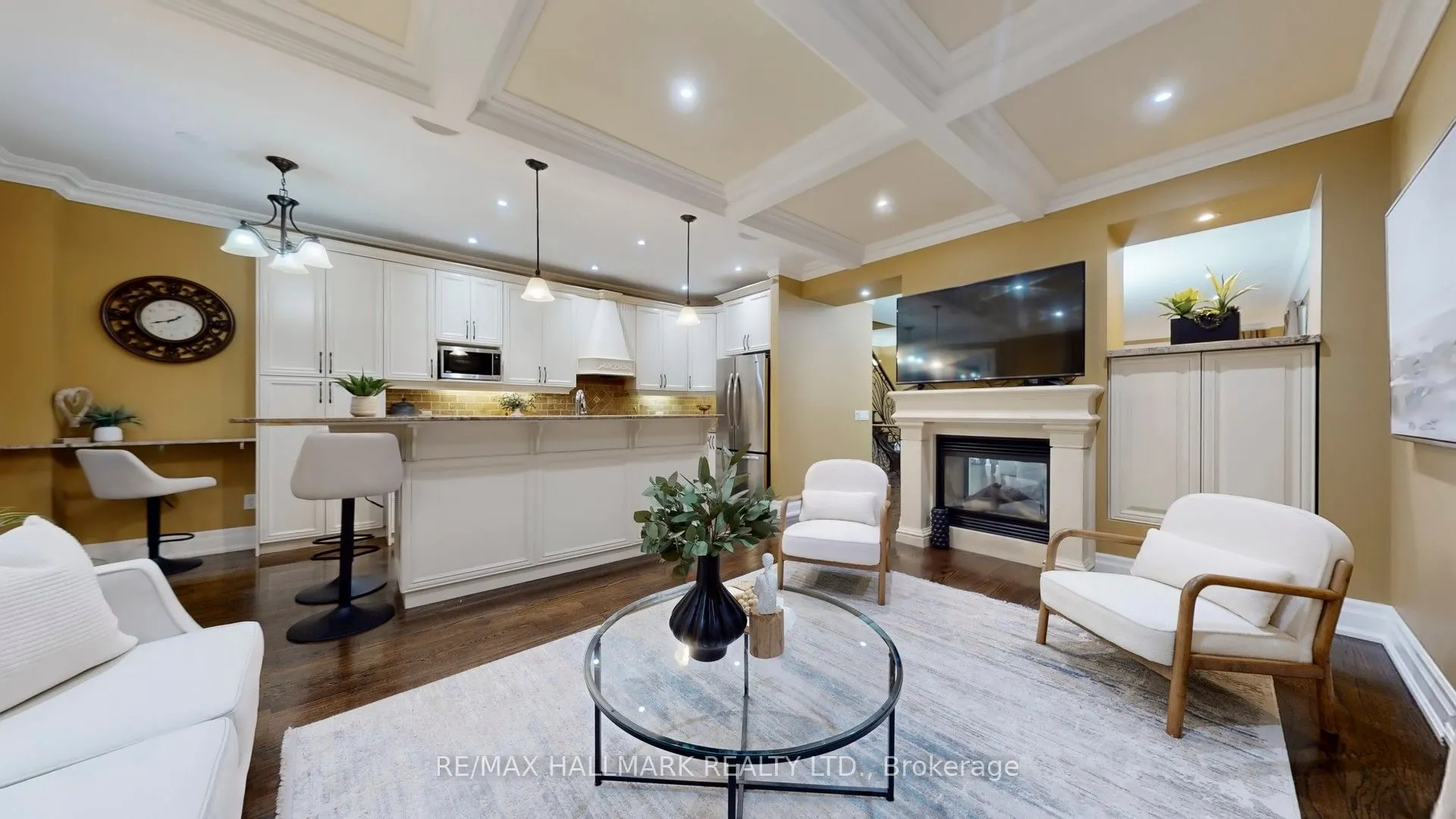 204 Maple Leaf Drive