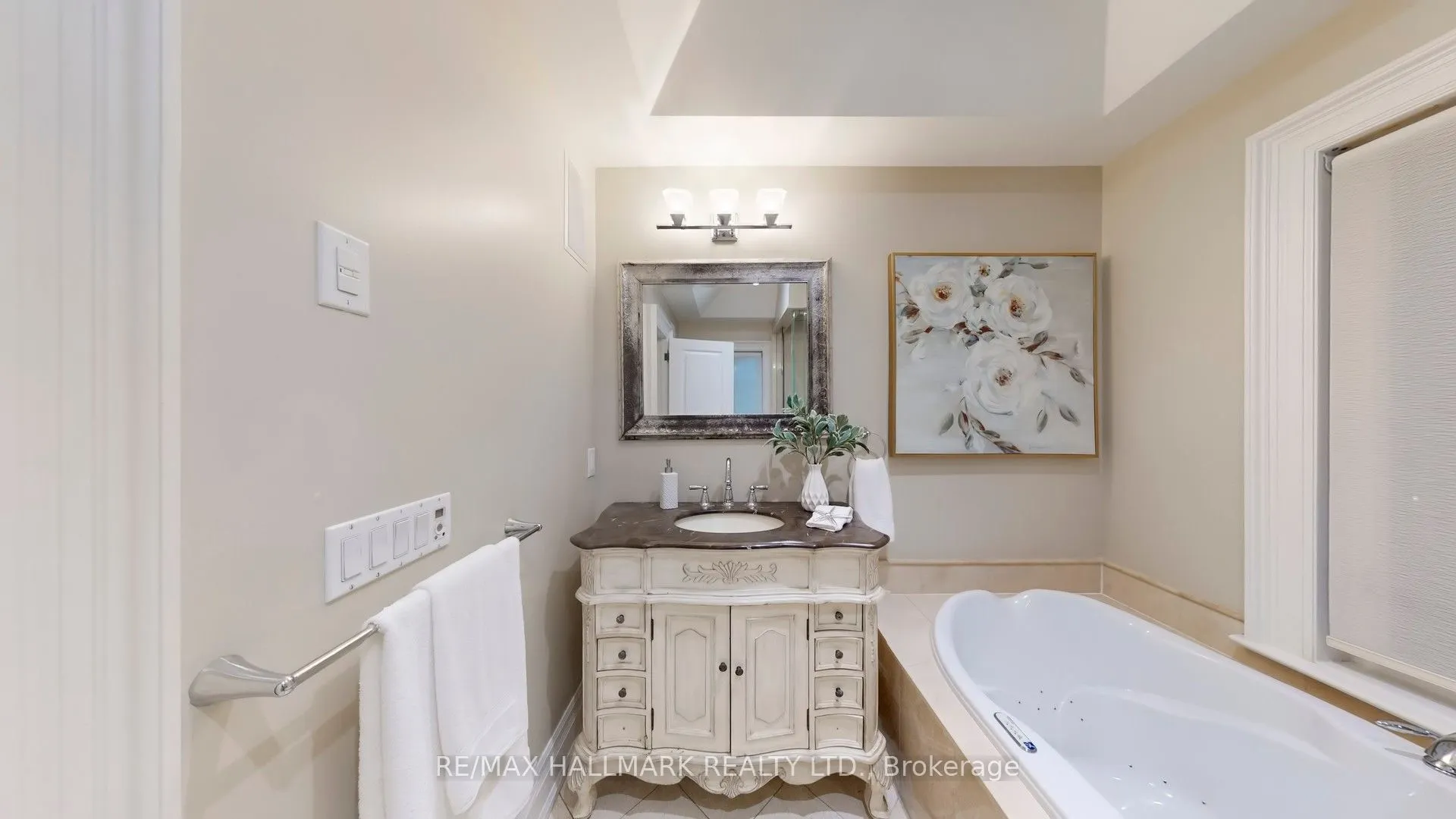 204 Maple Leaf Drive