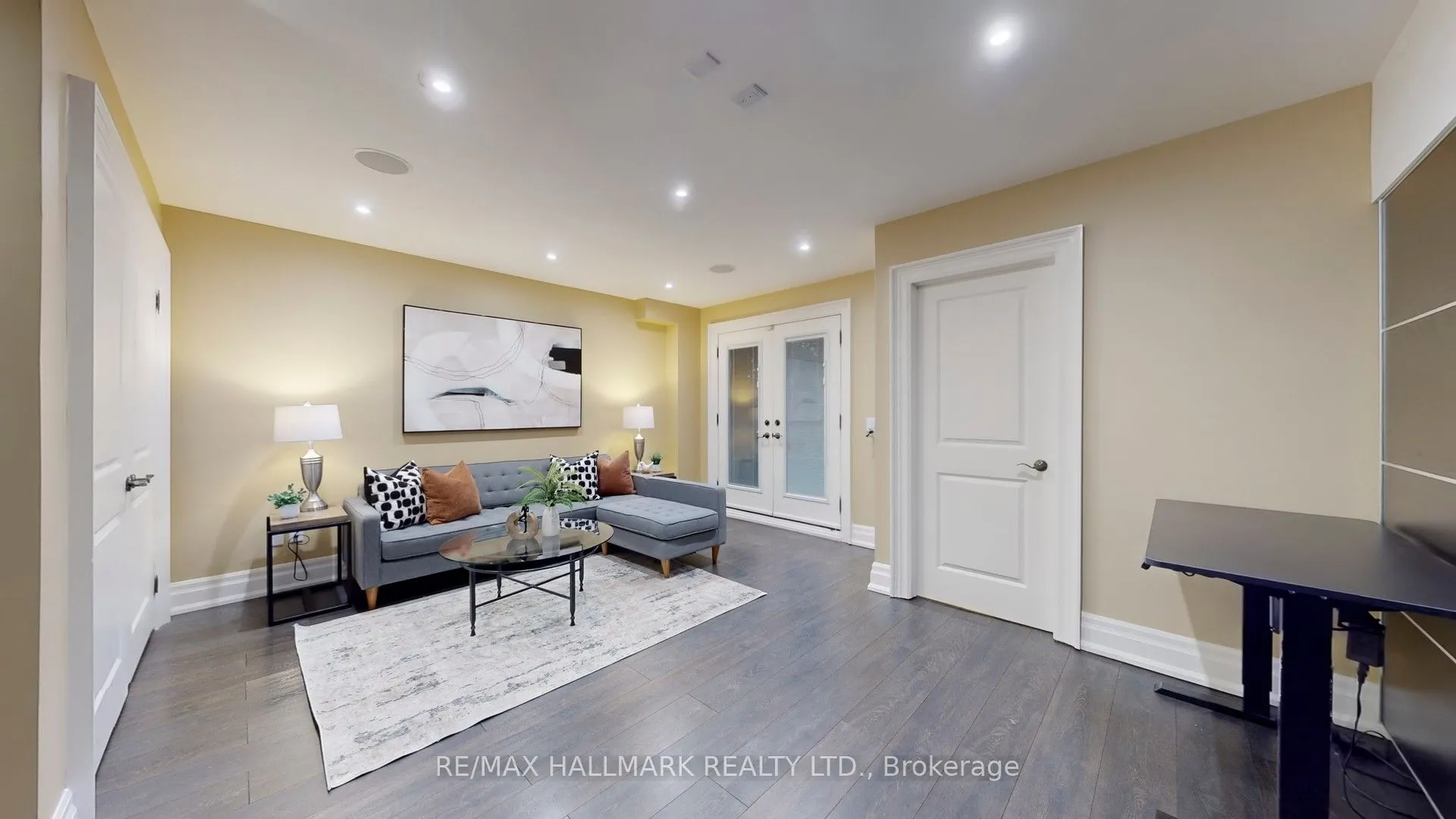 204 Maple Leaf Drive