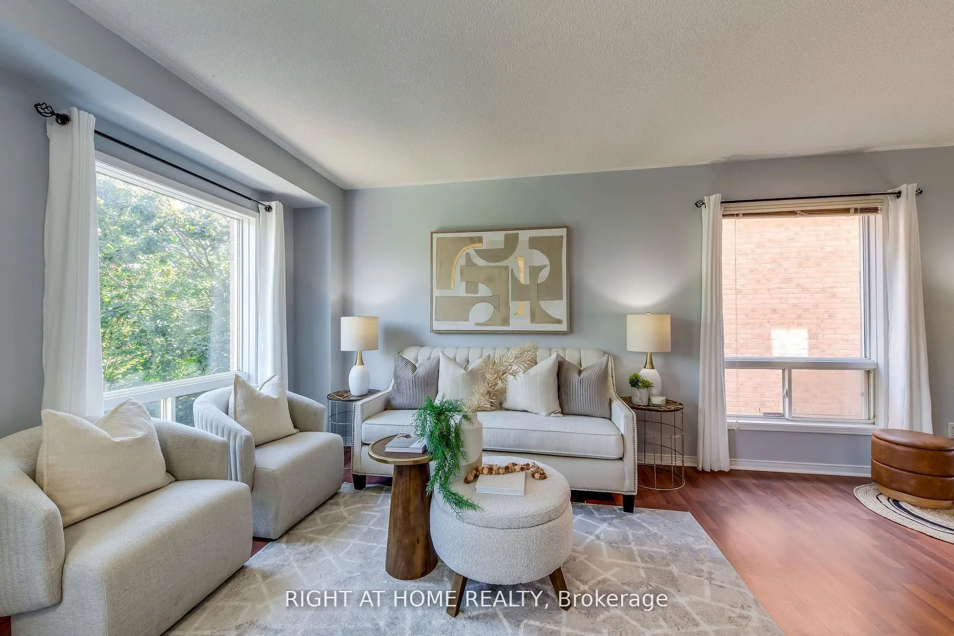 2945 Thomas Street, #104