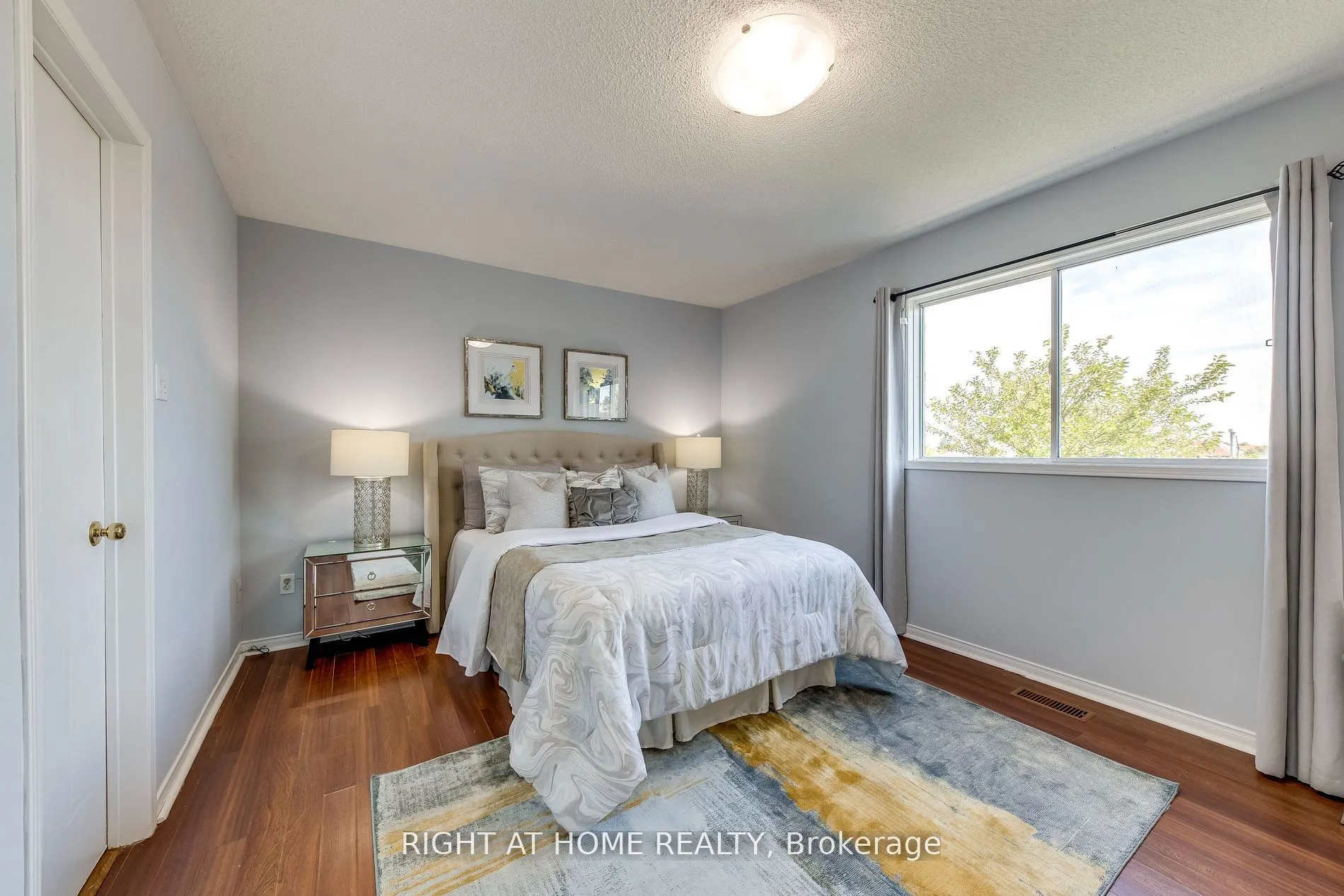 2945 Thomas Street, #104