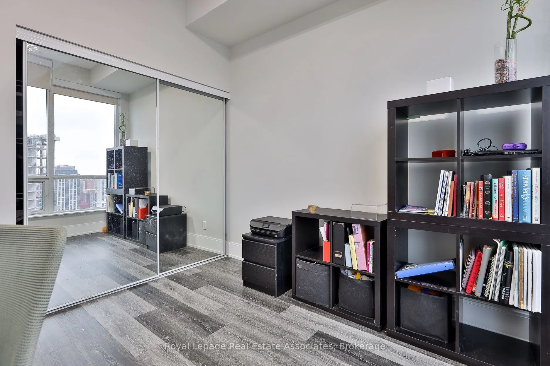 15 Viking Lane, #2208