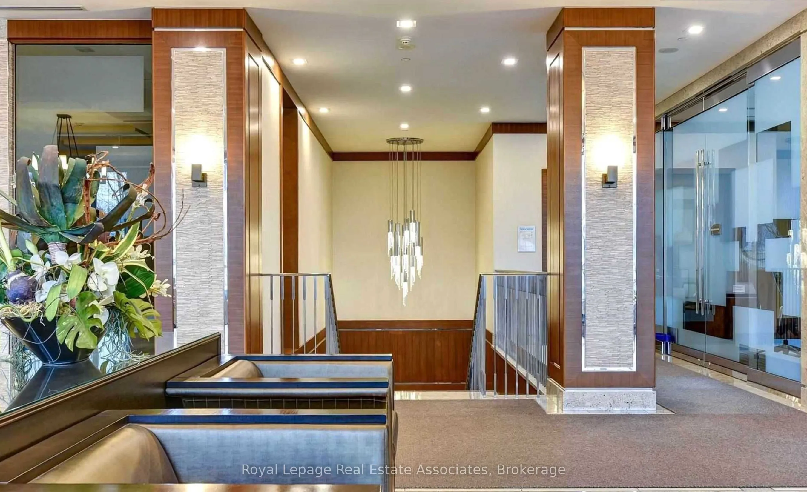 15 Viking Lane, #2208