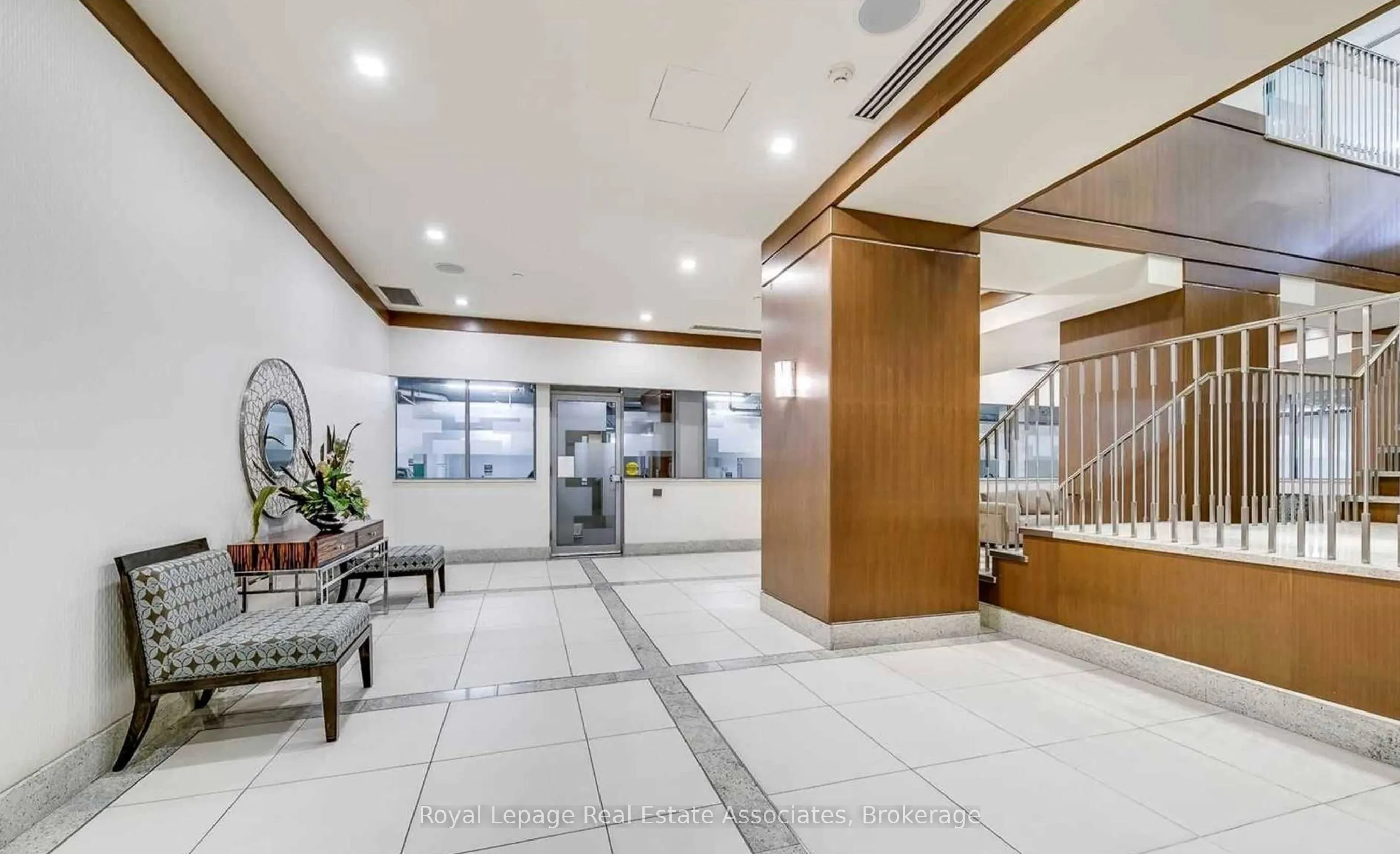 15 Viking Lane, #2208