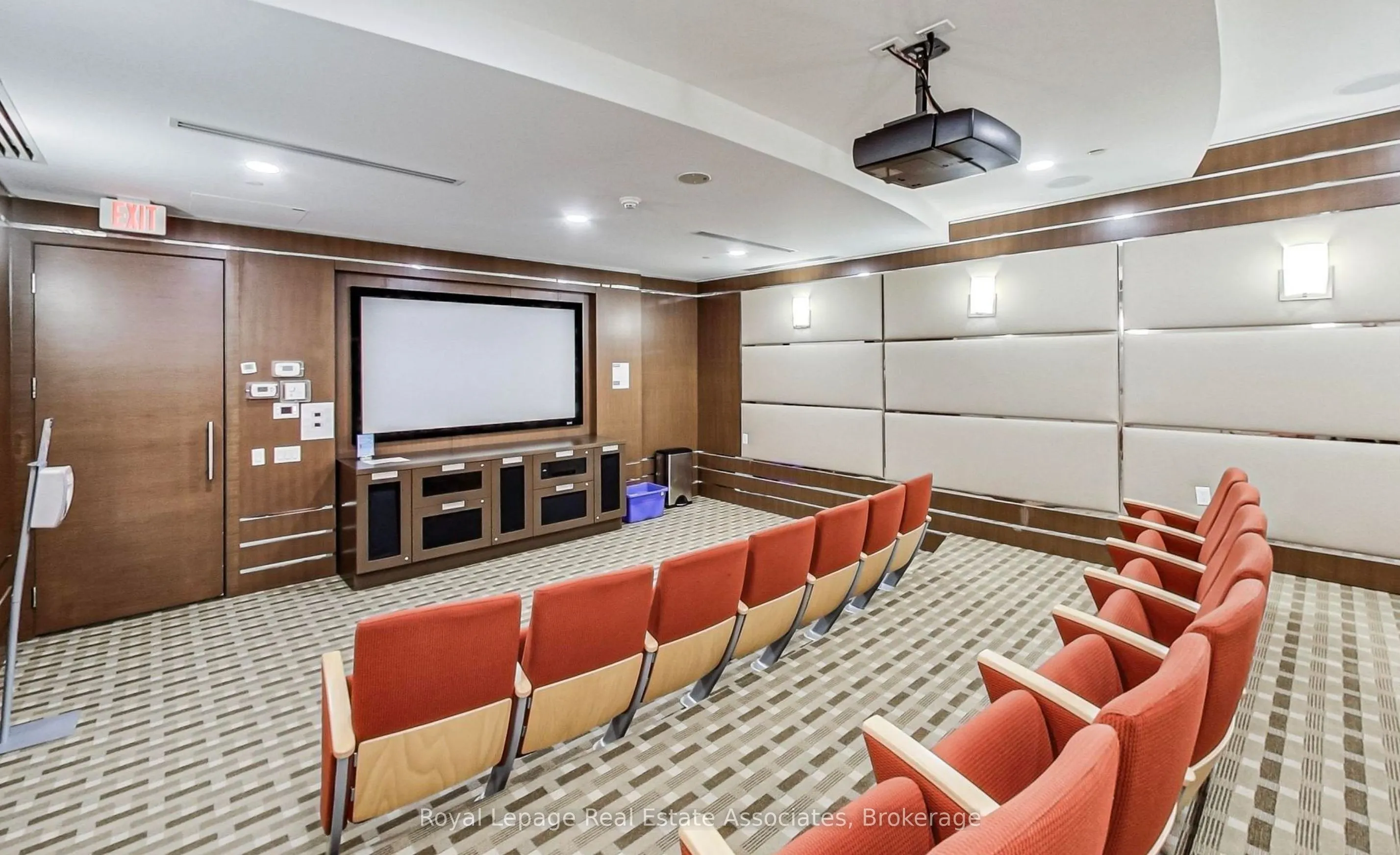 15 Viking Lane, #2208