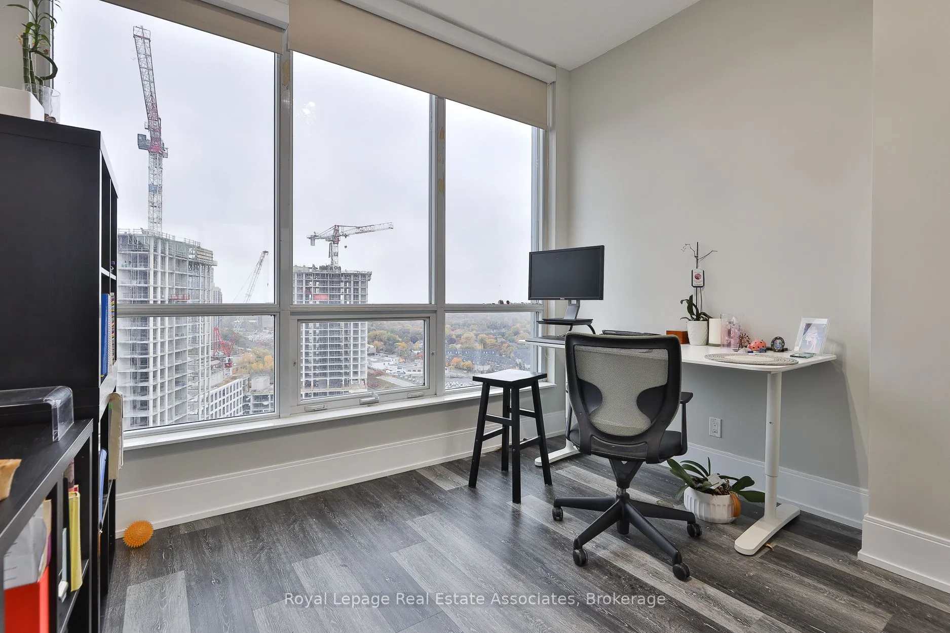 15 Viking Lane, #2208