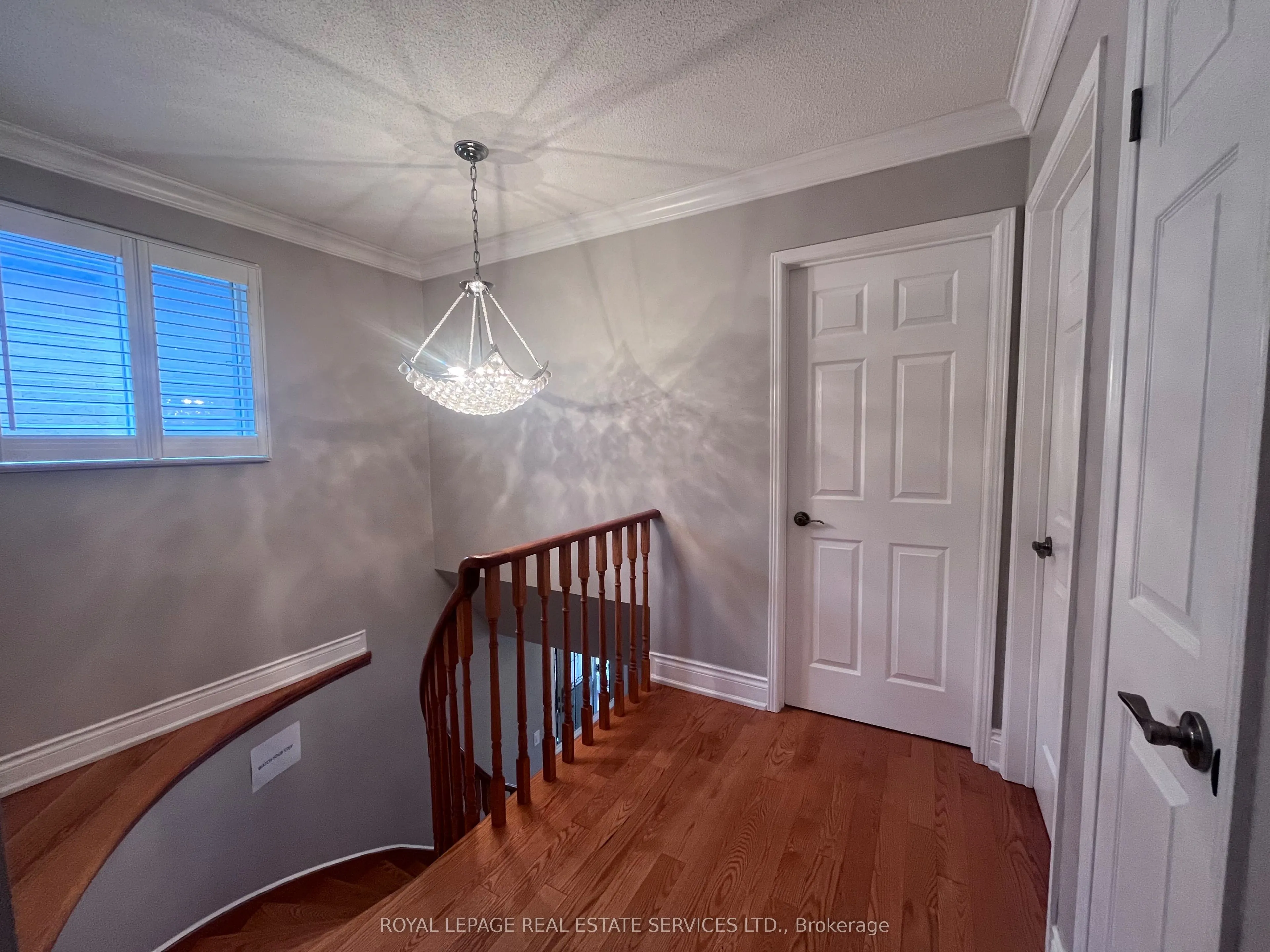 5254 Astwell Avenue W