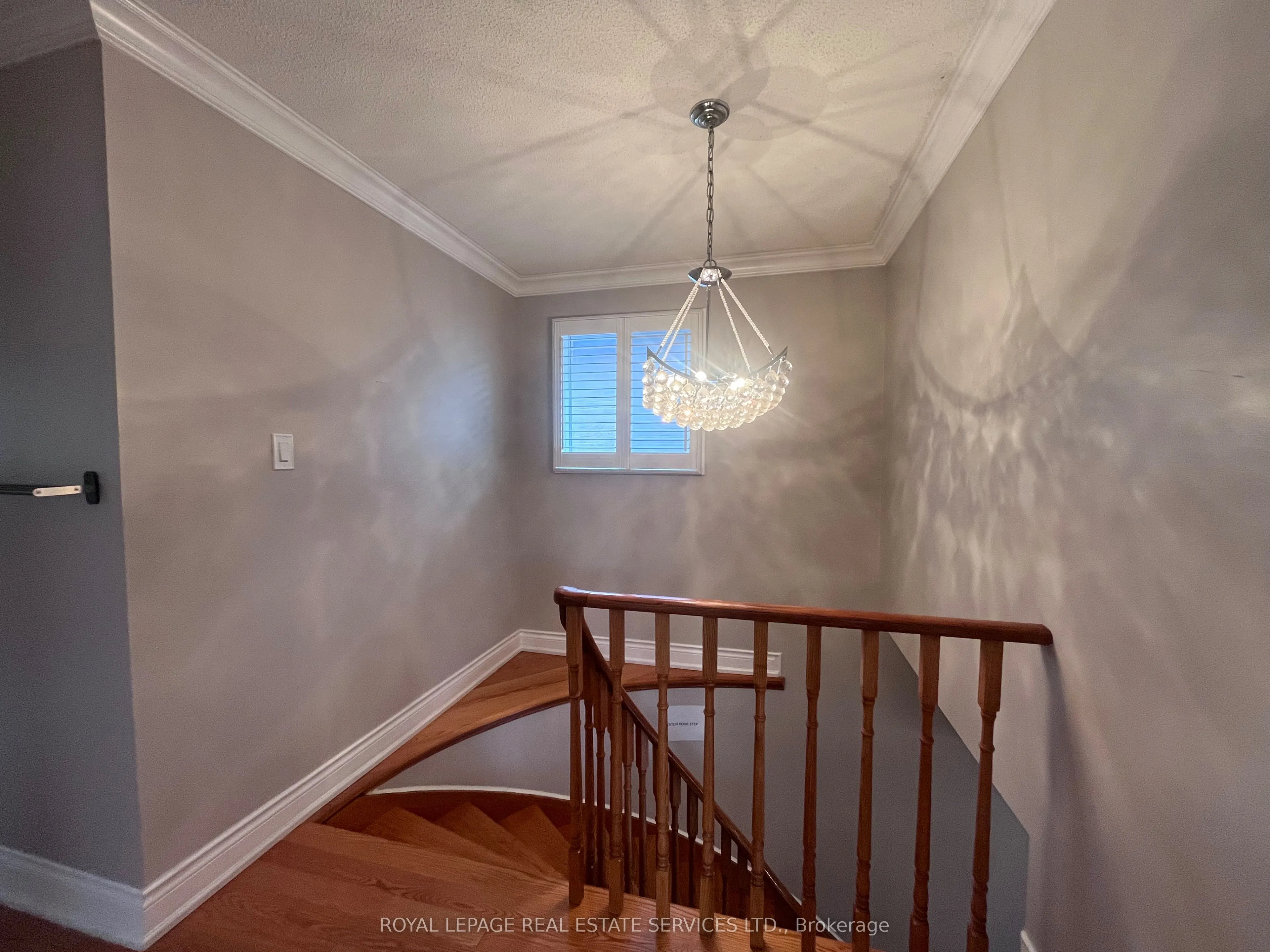 5254 Astwell Avenue W