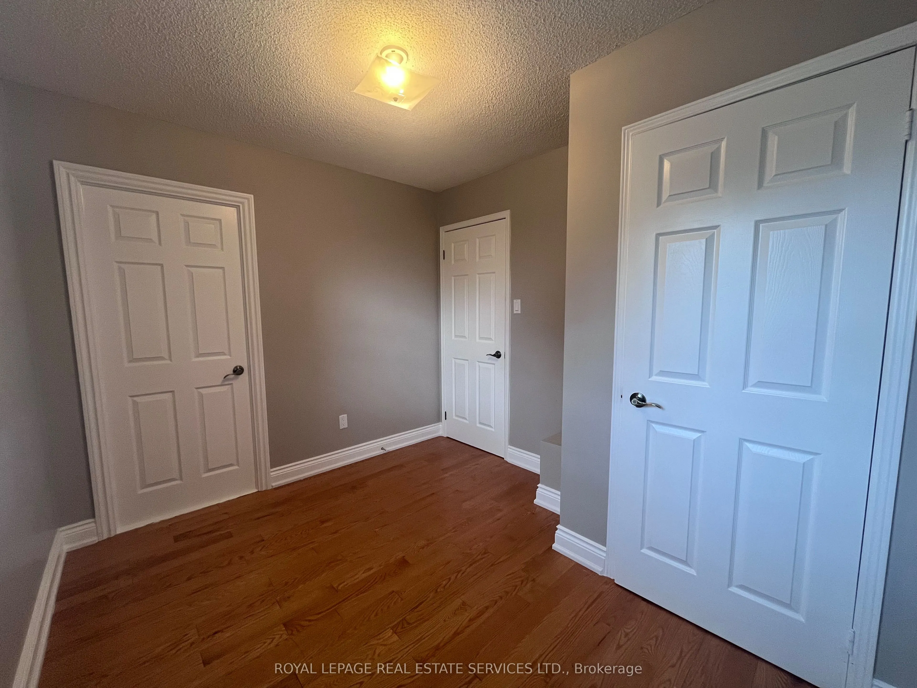 5254 Astwell Avenue W