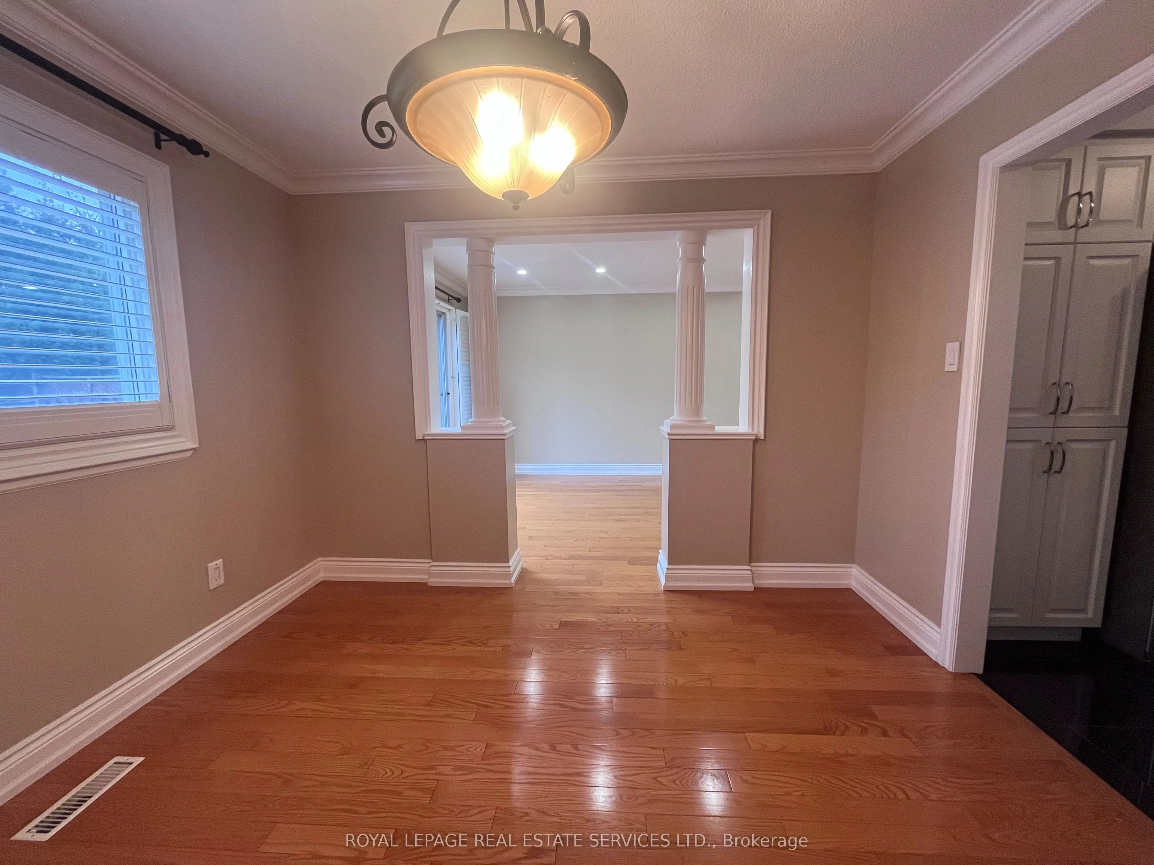 5254 Astwell Avenue W