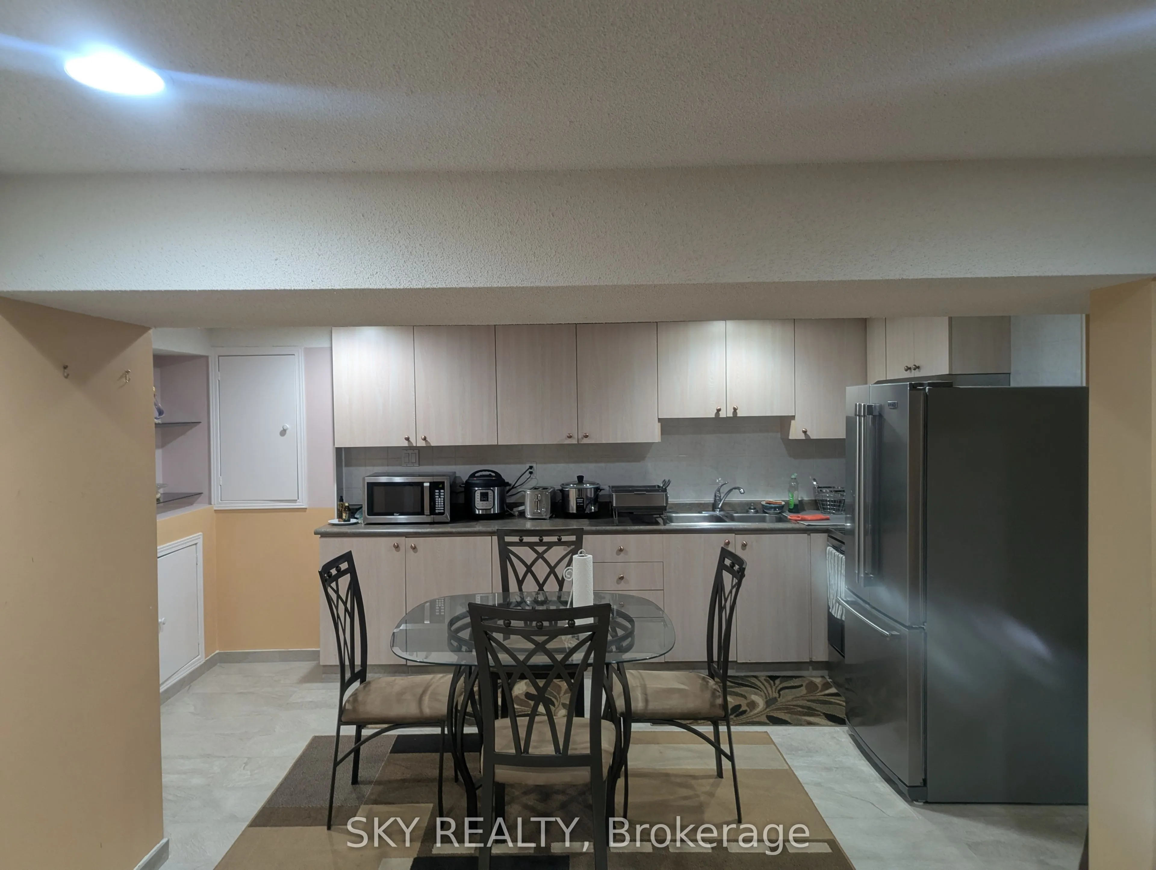 5775 Invergordon Lane