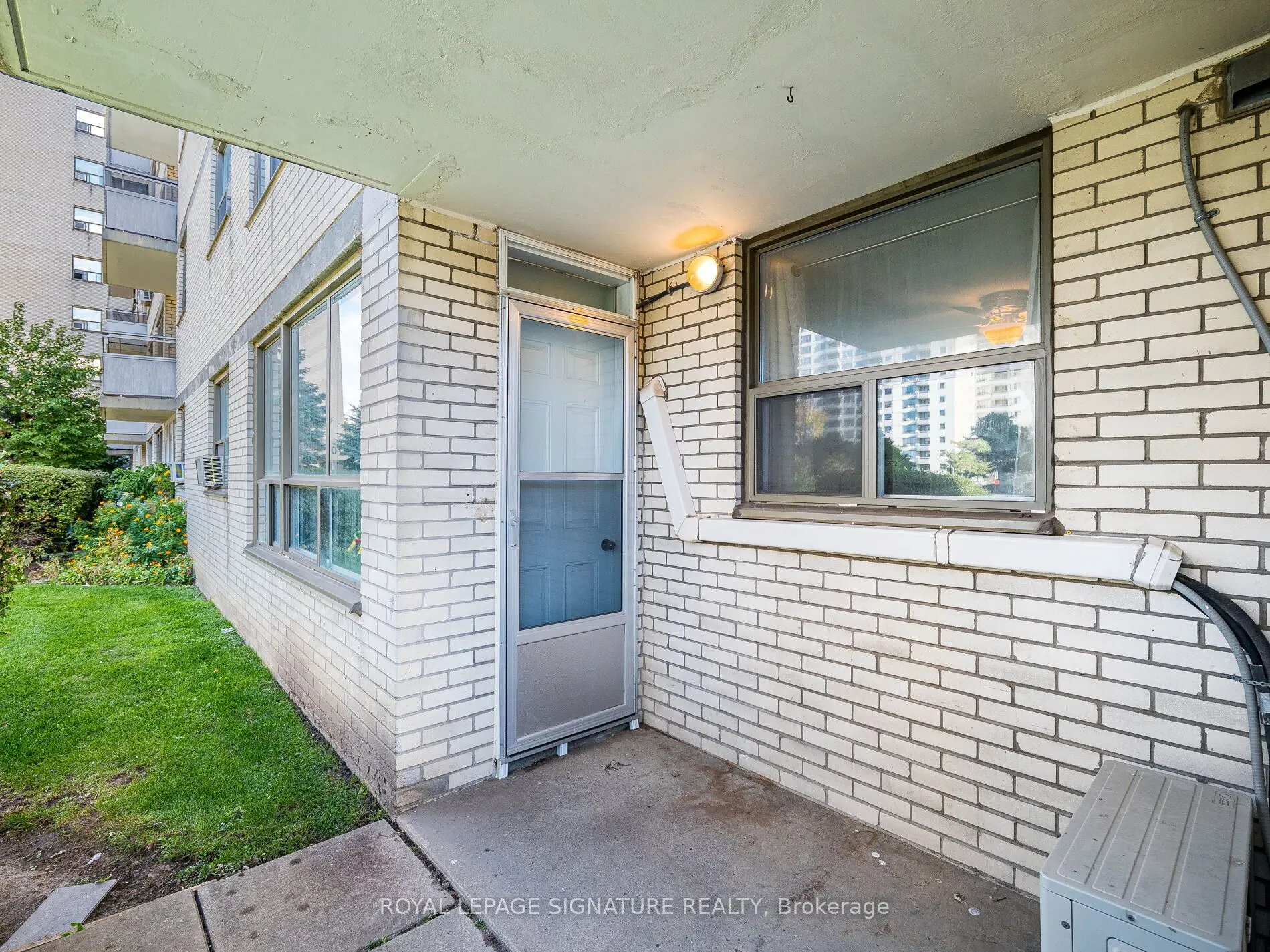 370 Dixon Road, #113