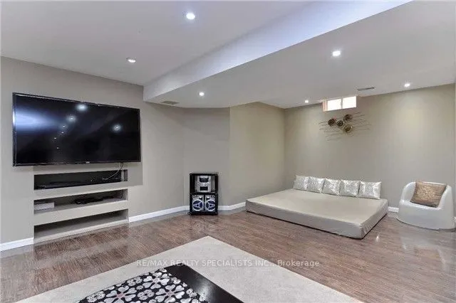 3324 Raindance Crescent