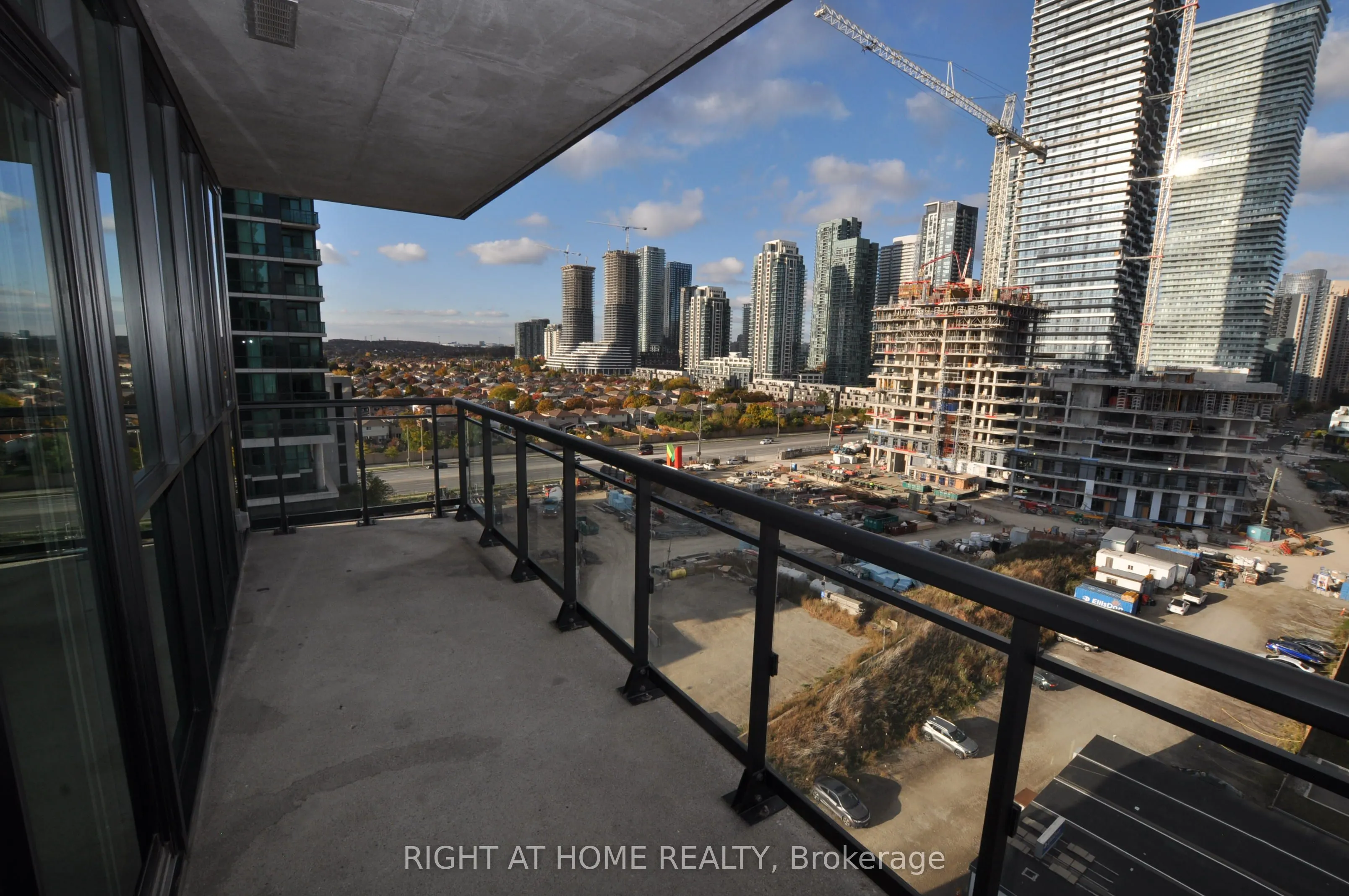 3975 GRAND PARK Drive, #909