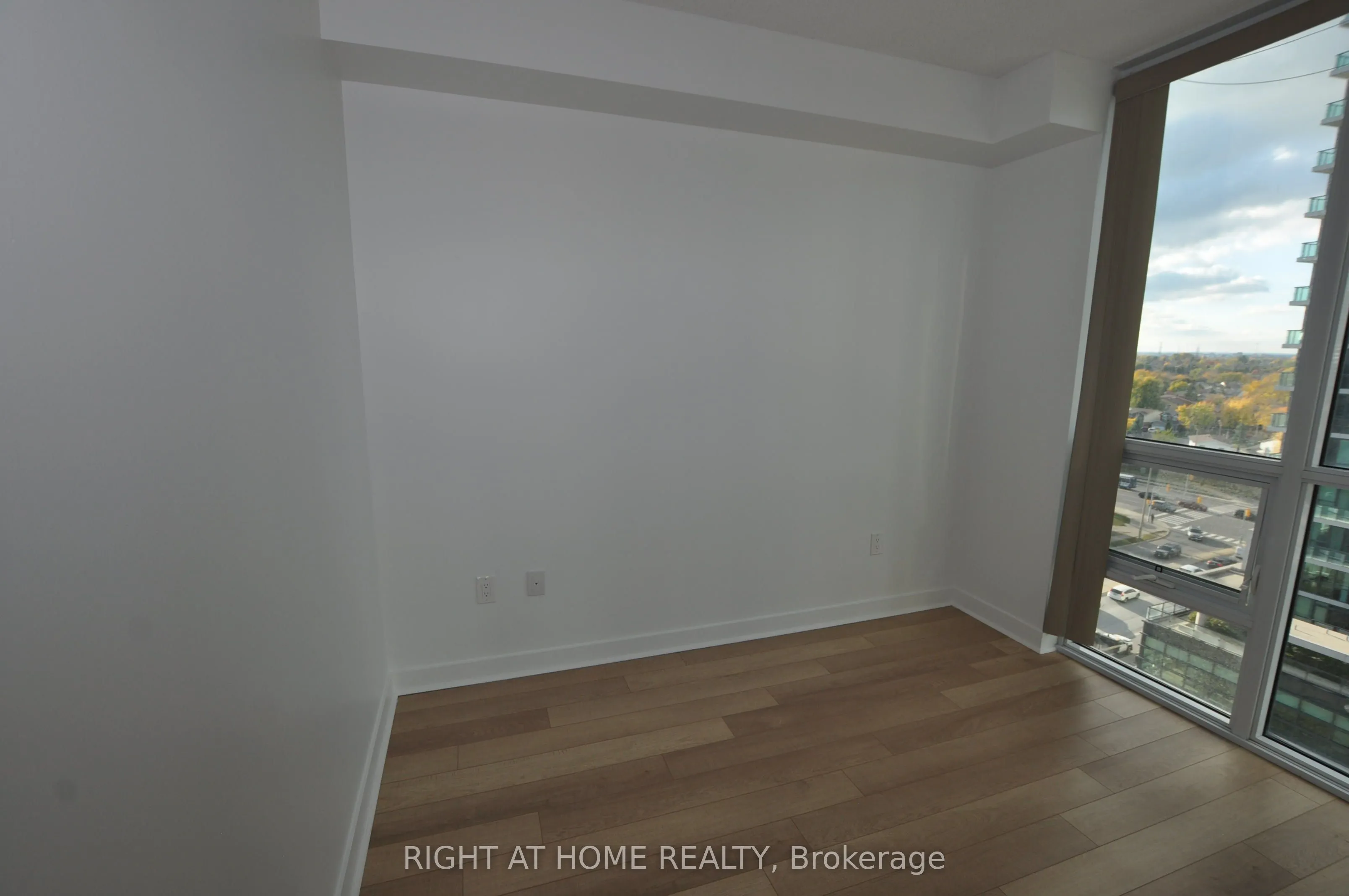 3975 GRAND PARK Drive, #909