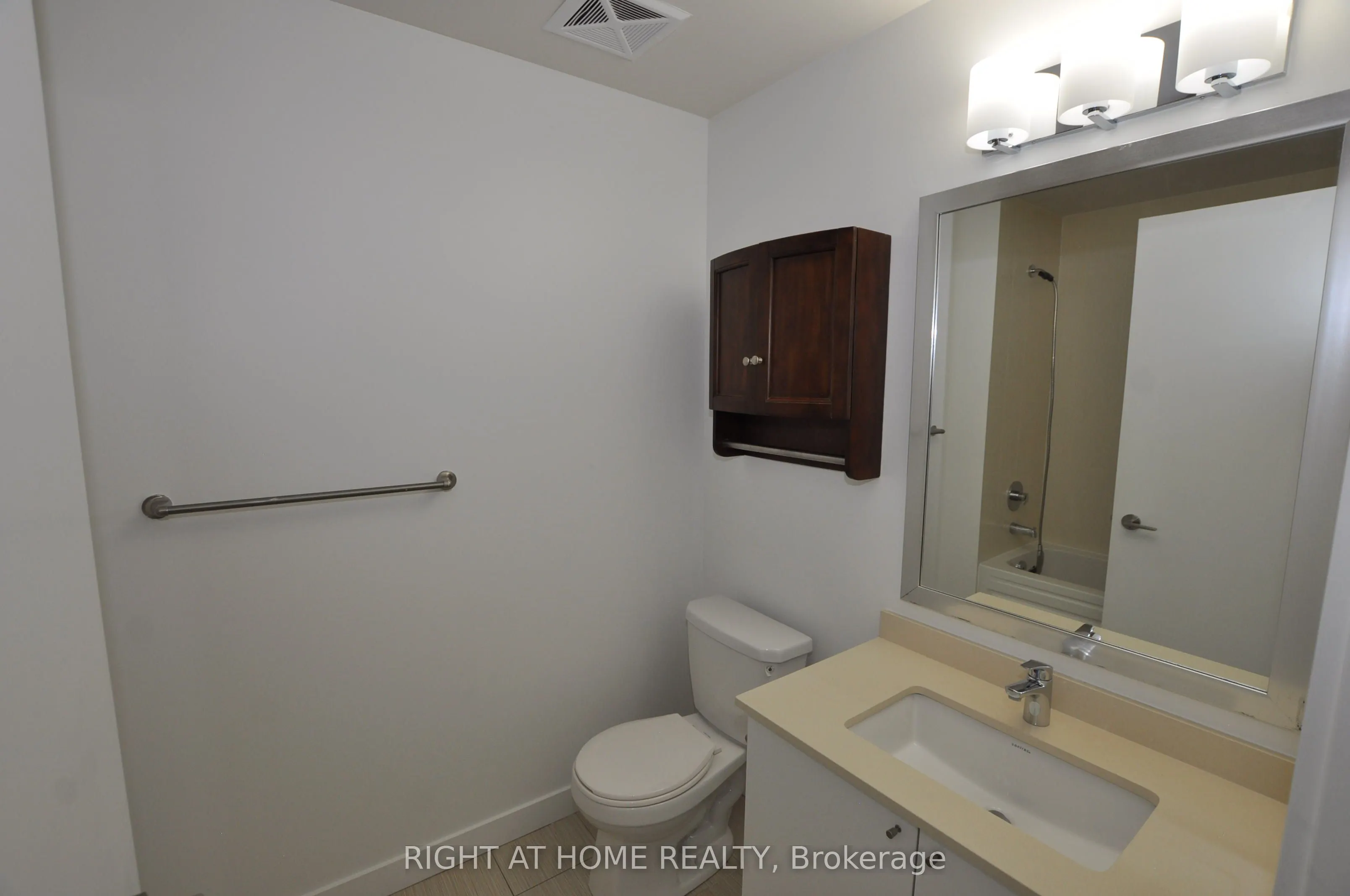 3975 GRAND PARK Drive, #909