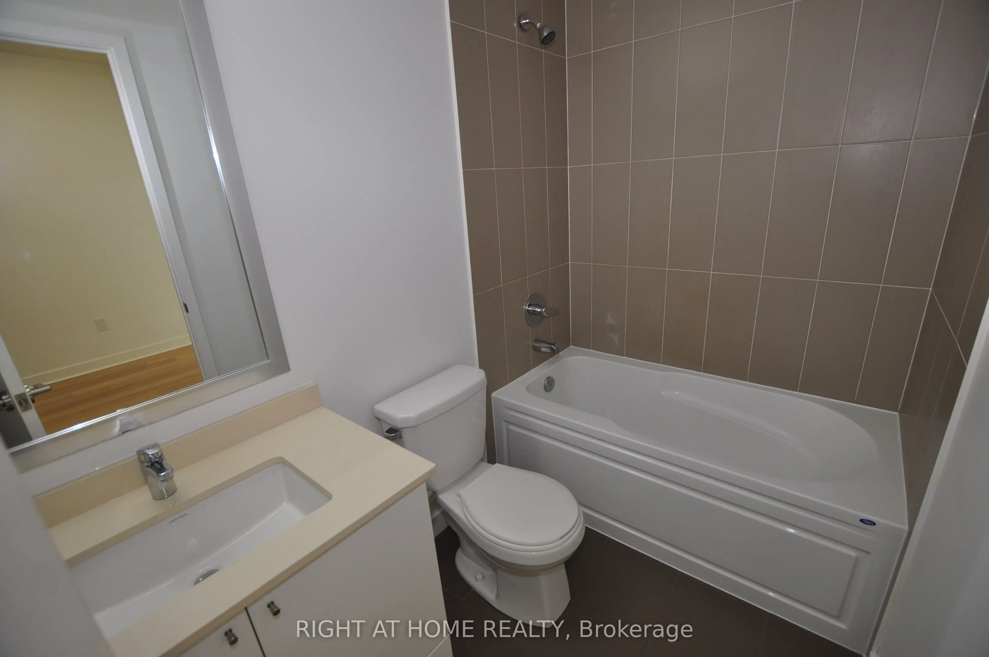 3975 GRAND PARK Drive, #909