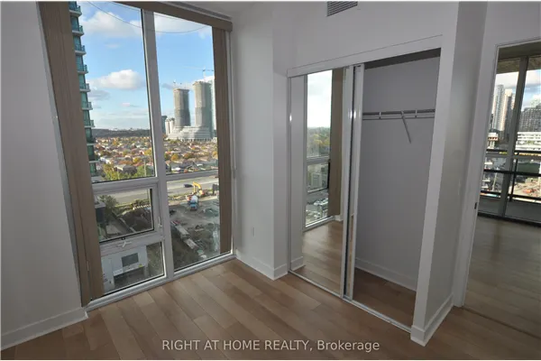 3975 GRAND PARK Drive, #909