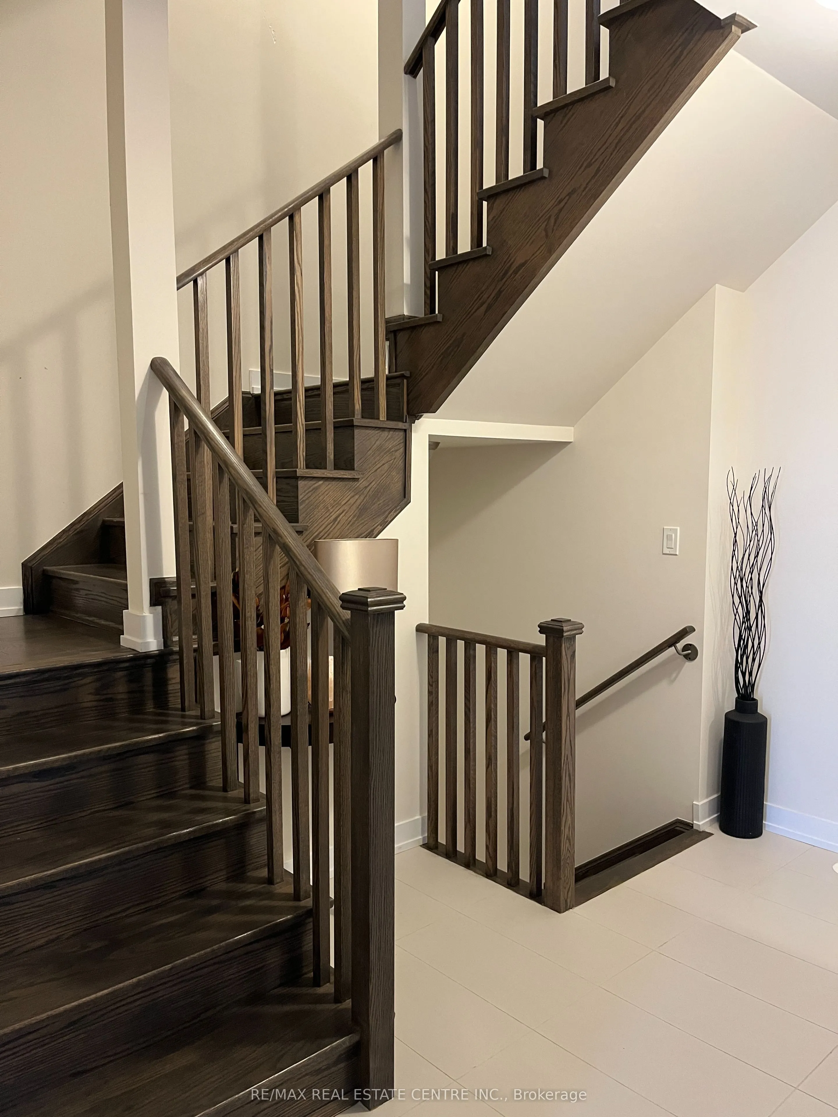 3112 Meadowridge Drive