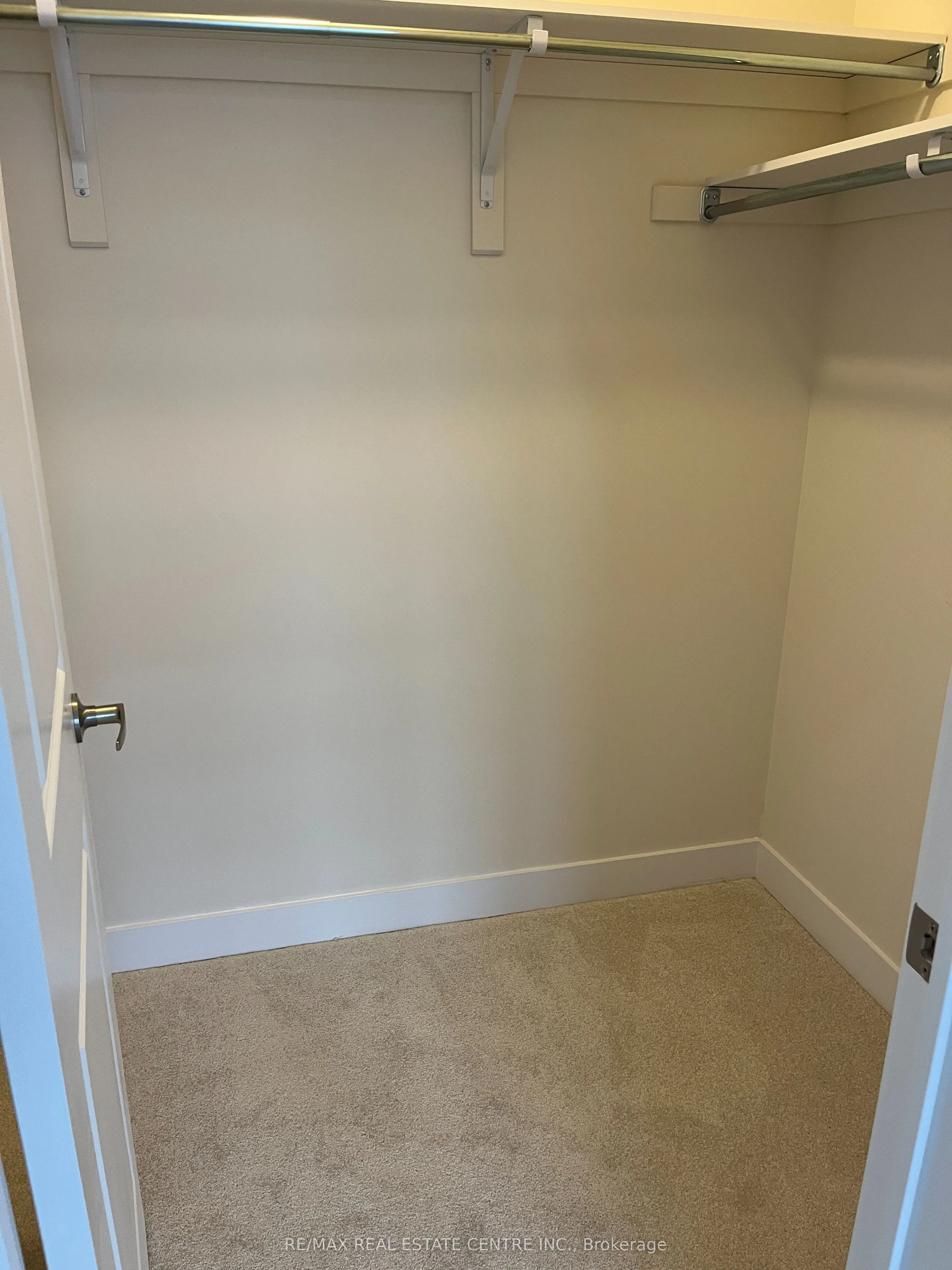 3112 Meadowridge Drive