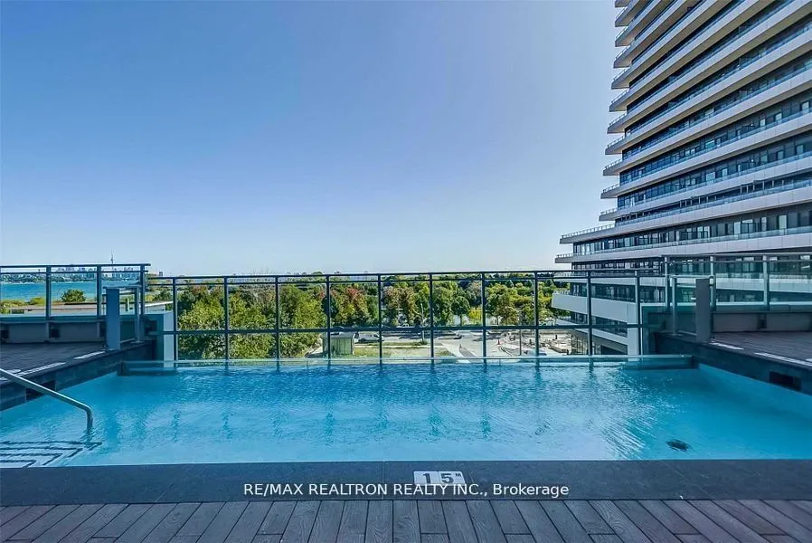 33 Shore Breeze Drive, #2501