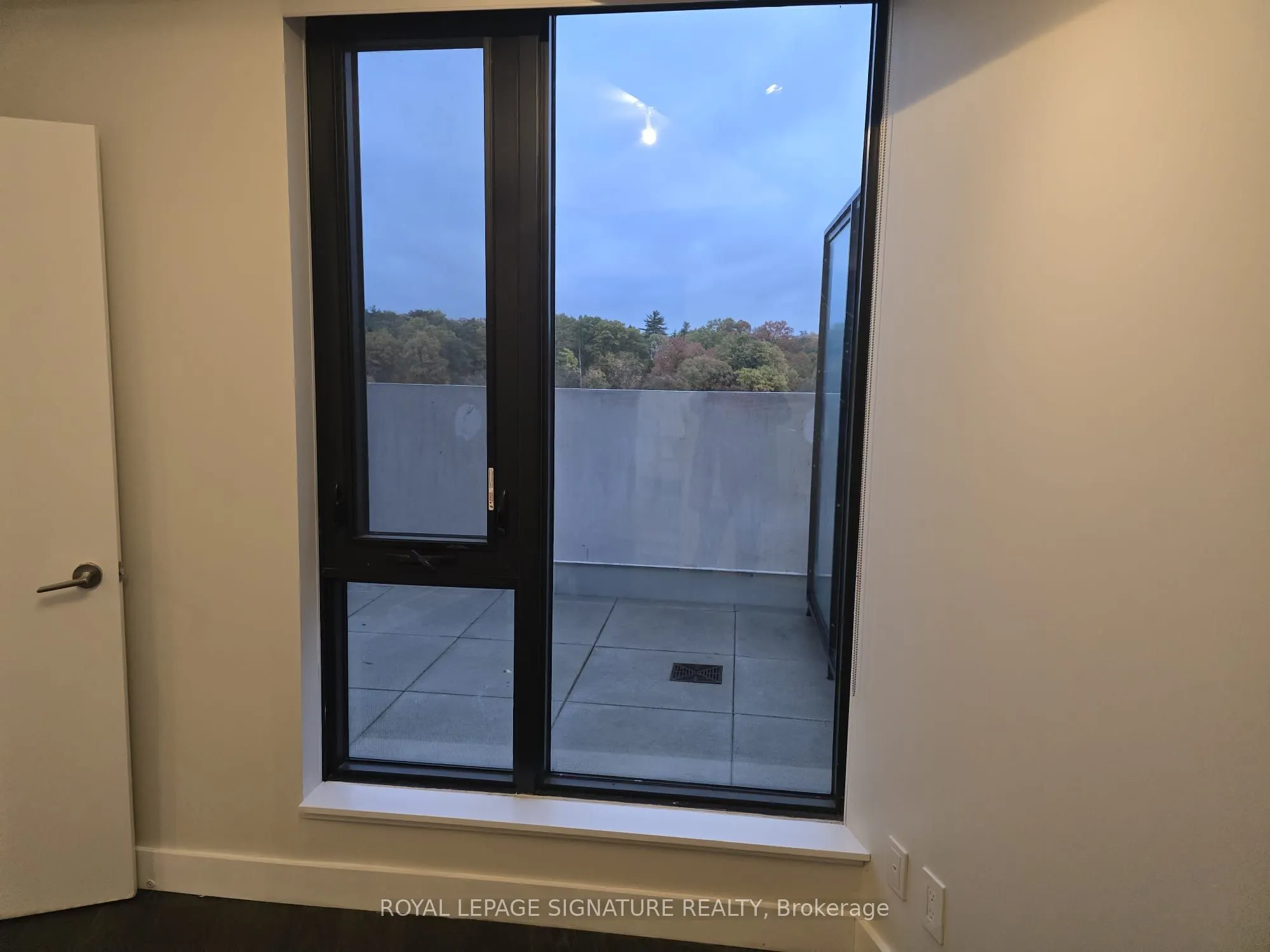 160 Kingsway Crescent, #607