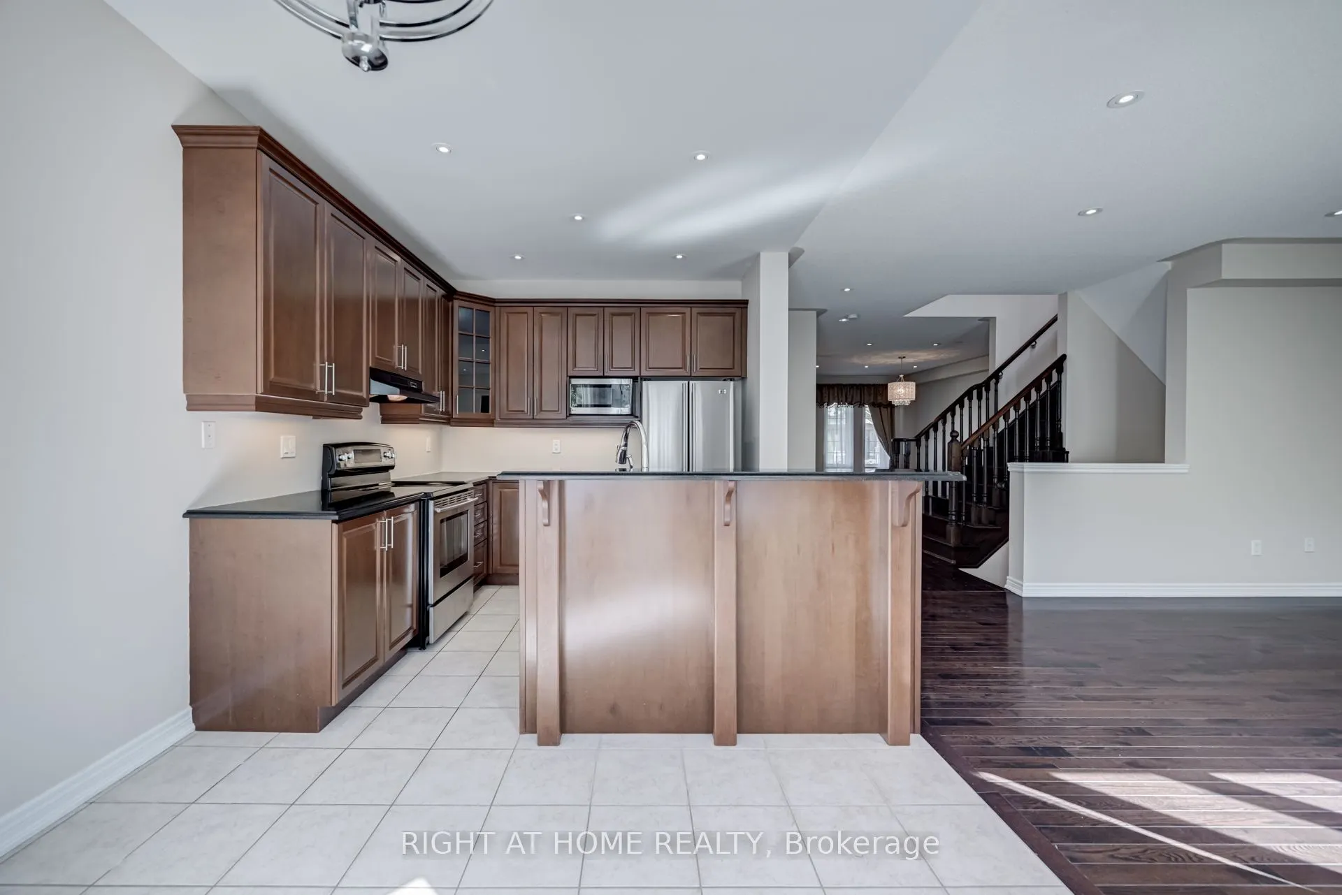 3407 Whilabout Terrace