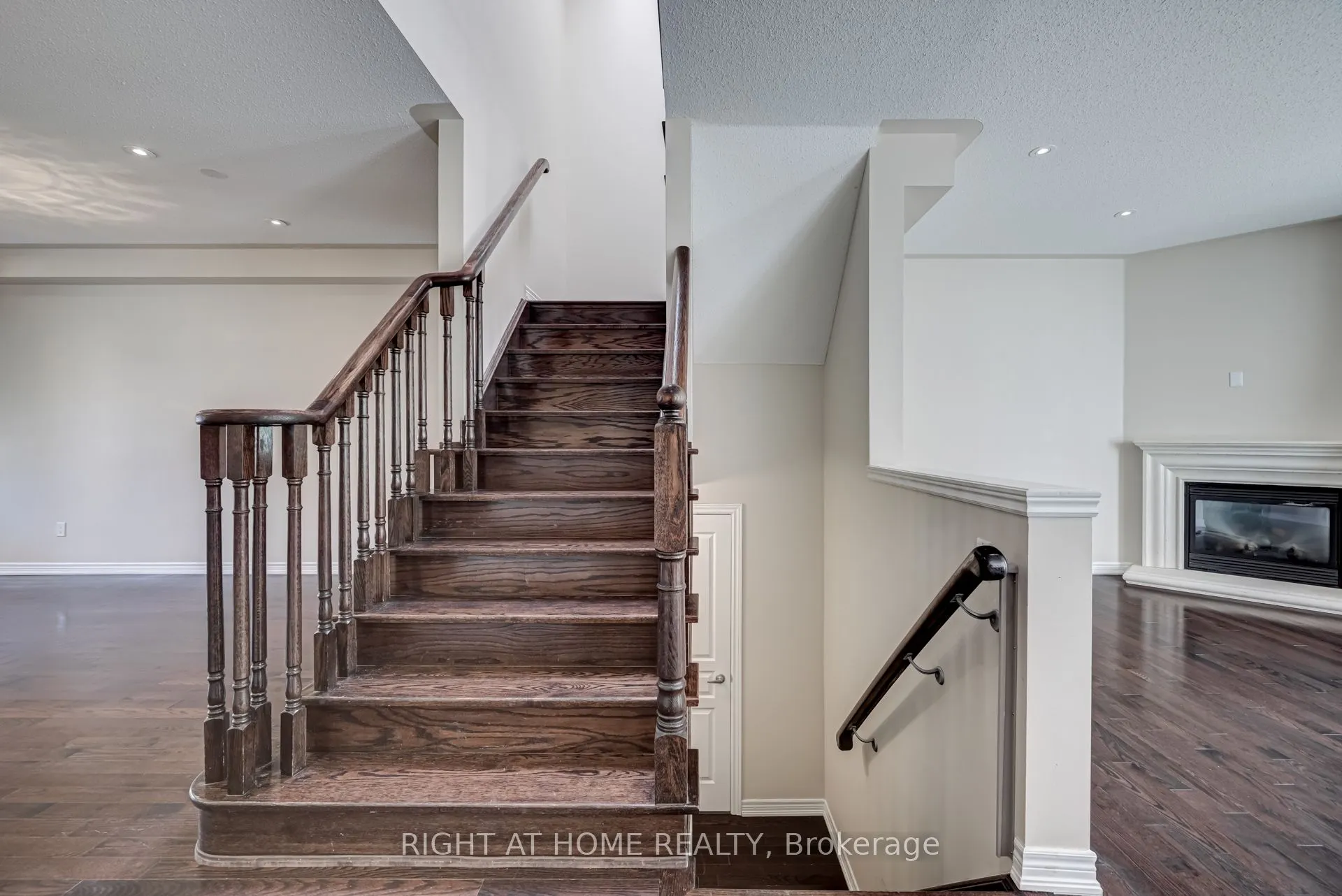 3407 Whilabout Terrace