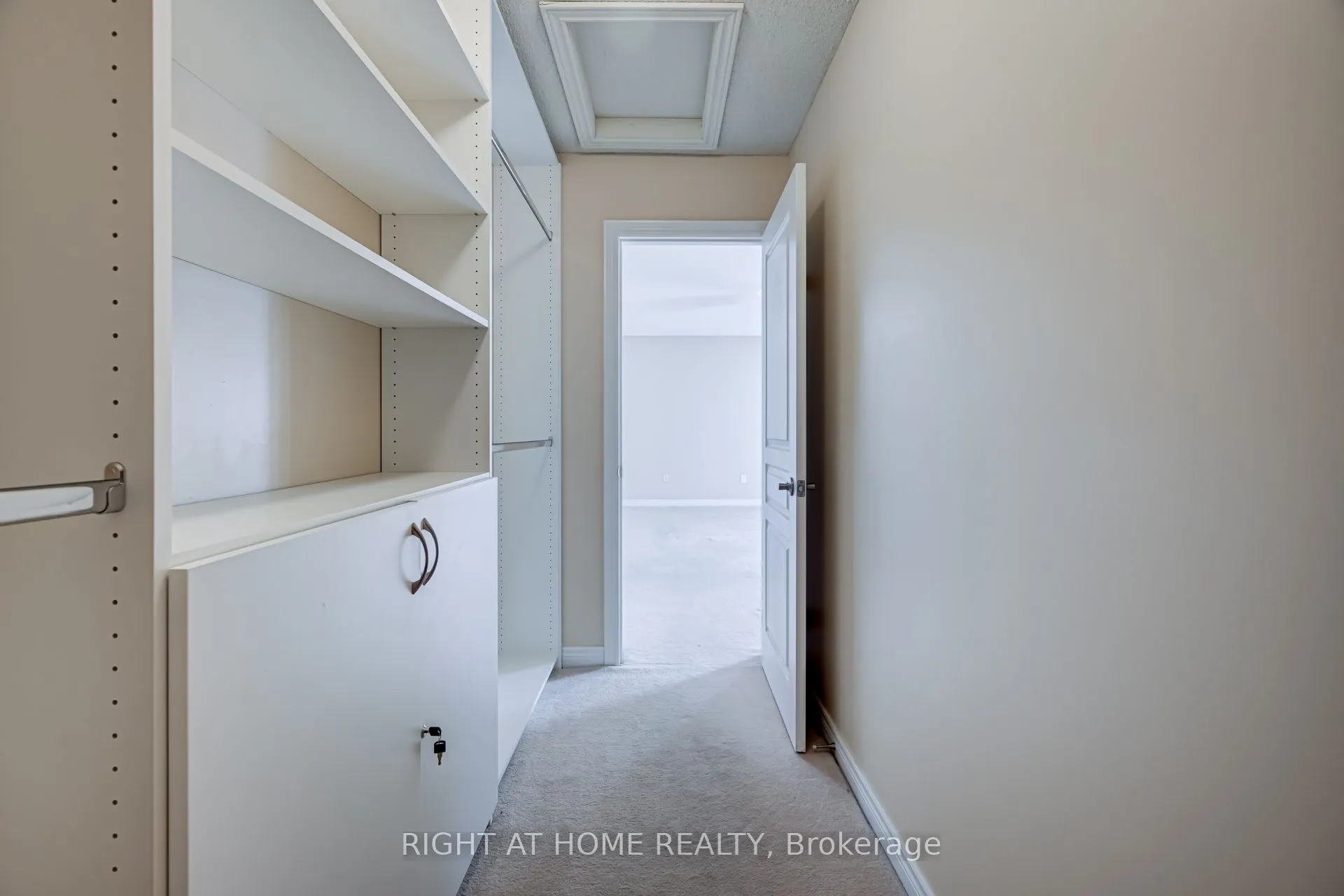 3407 Whilabout Terrace