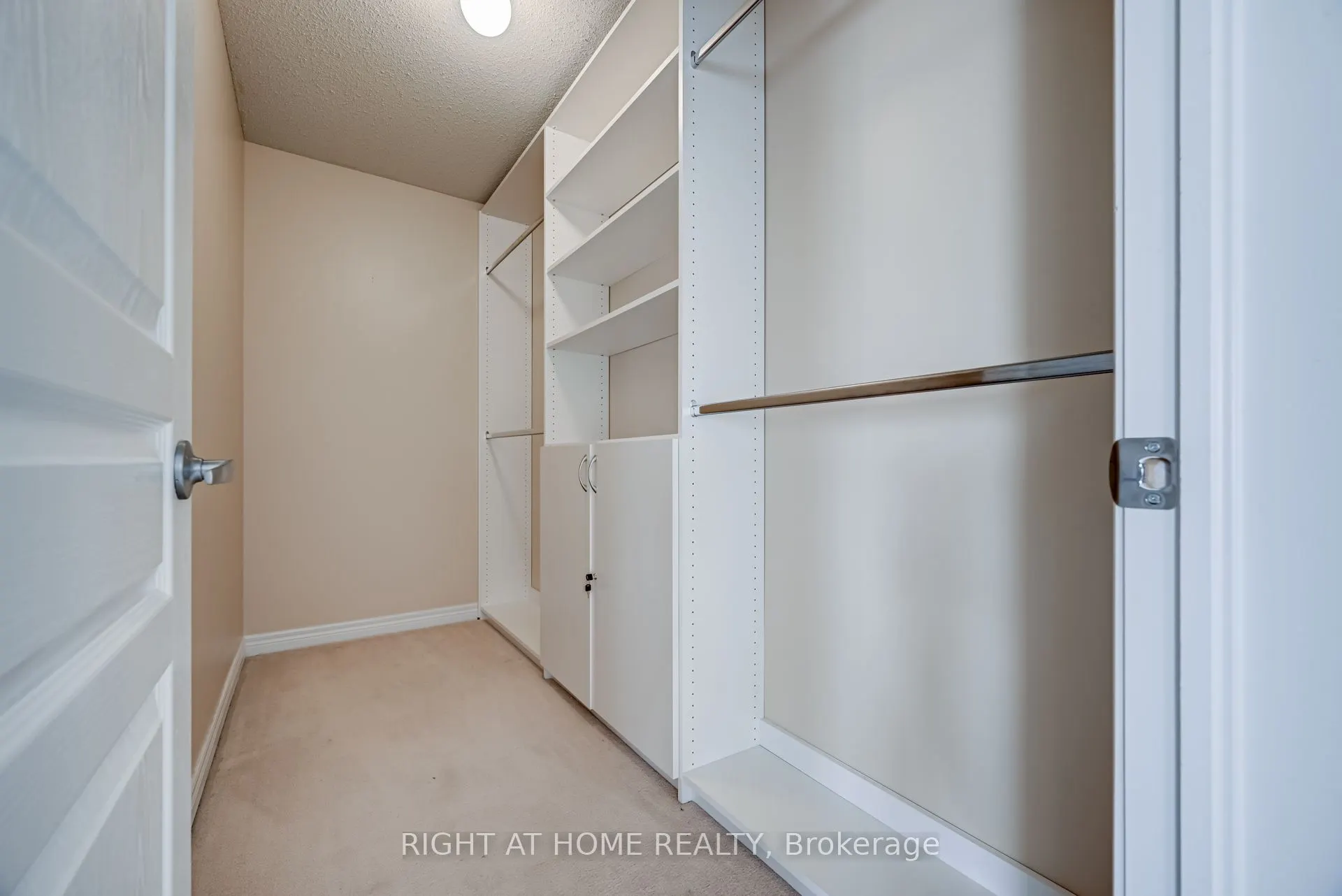 3407 Whilabout Terrace