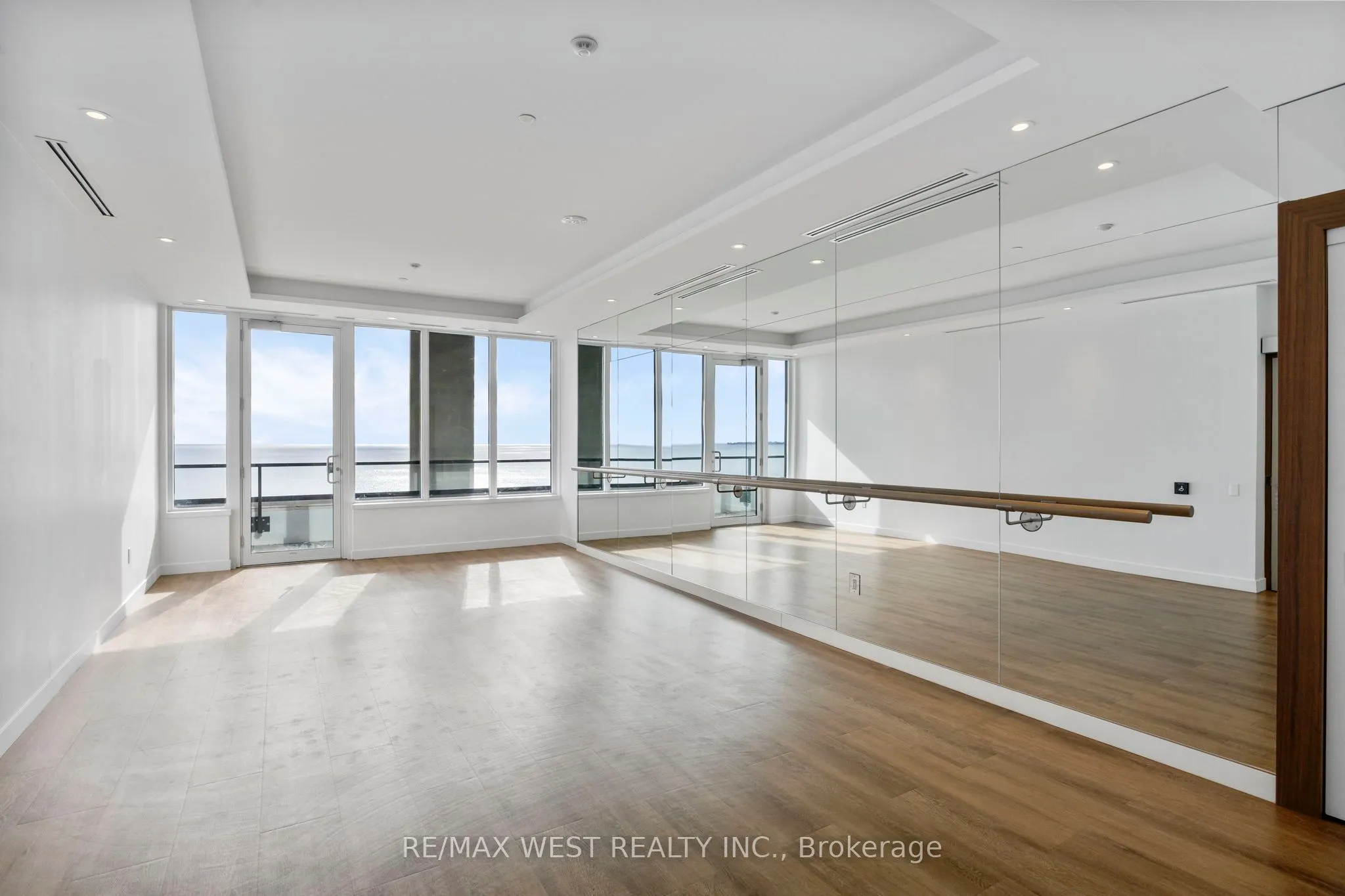 1928 Lake Shore Boulevard W, #3902