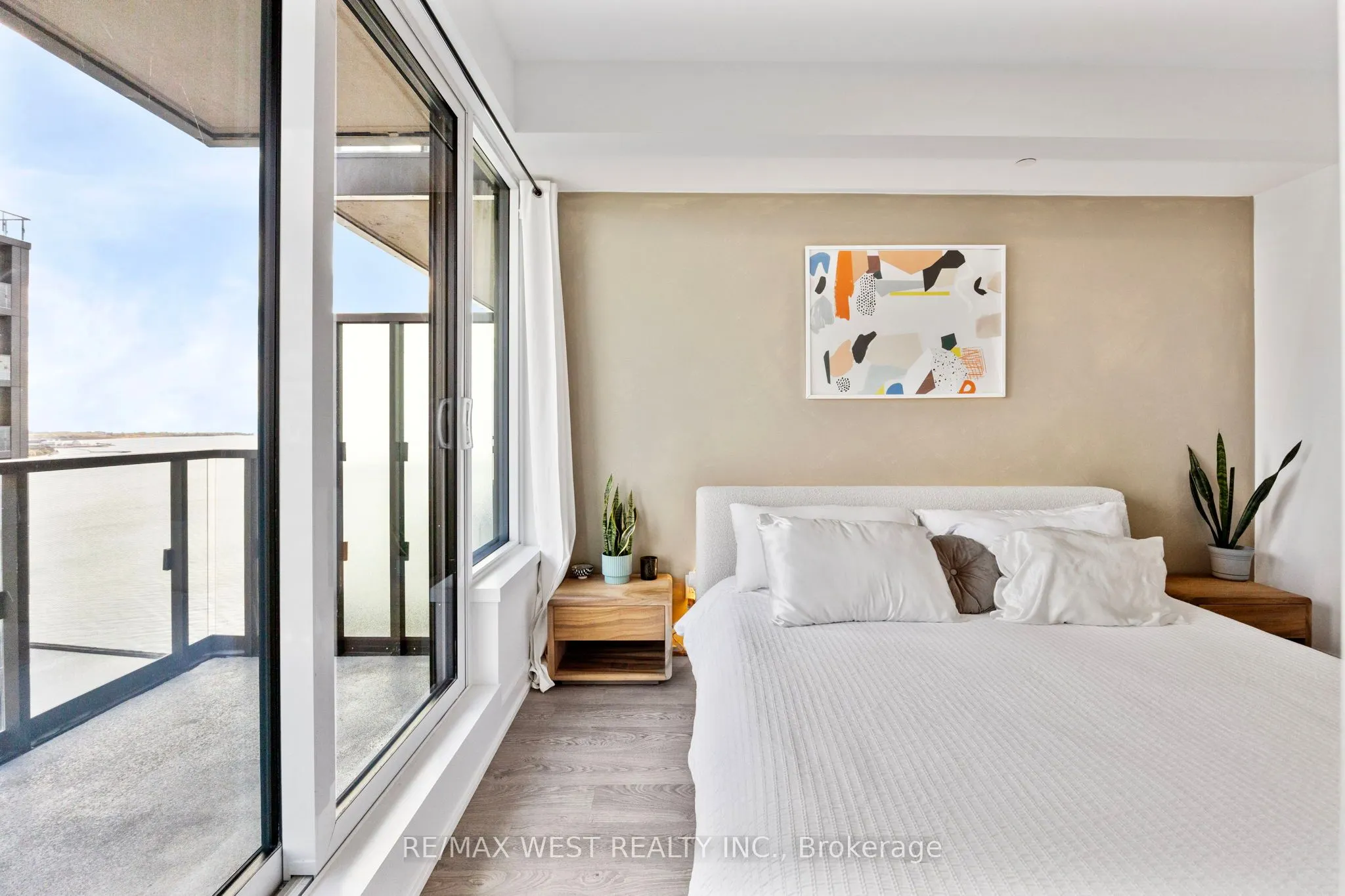 1928 Lake Shore Boulevard W, #3902