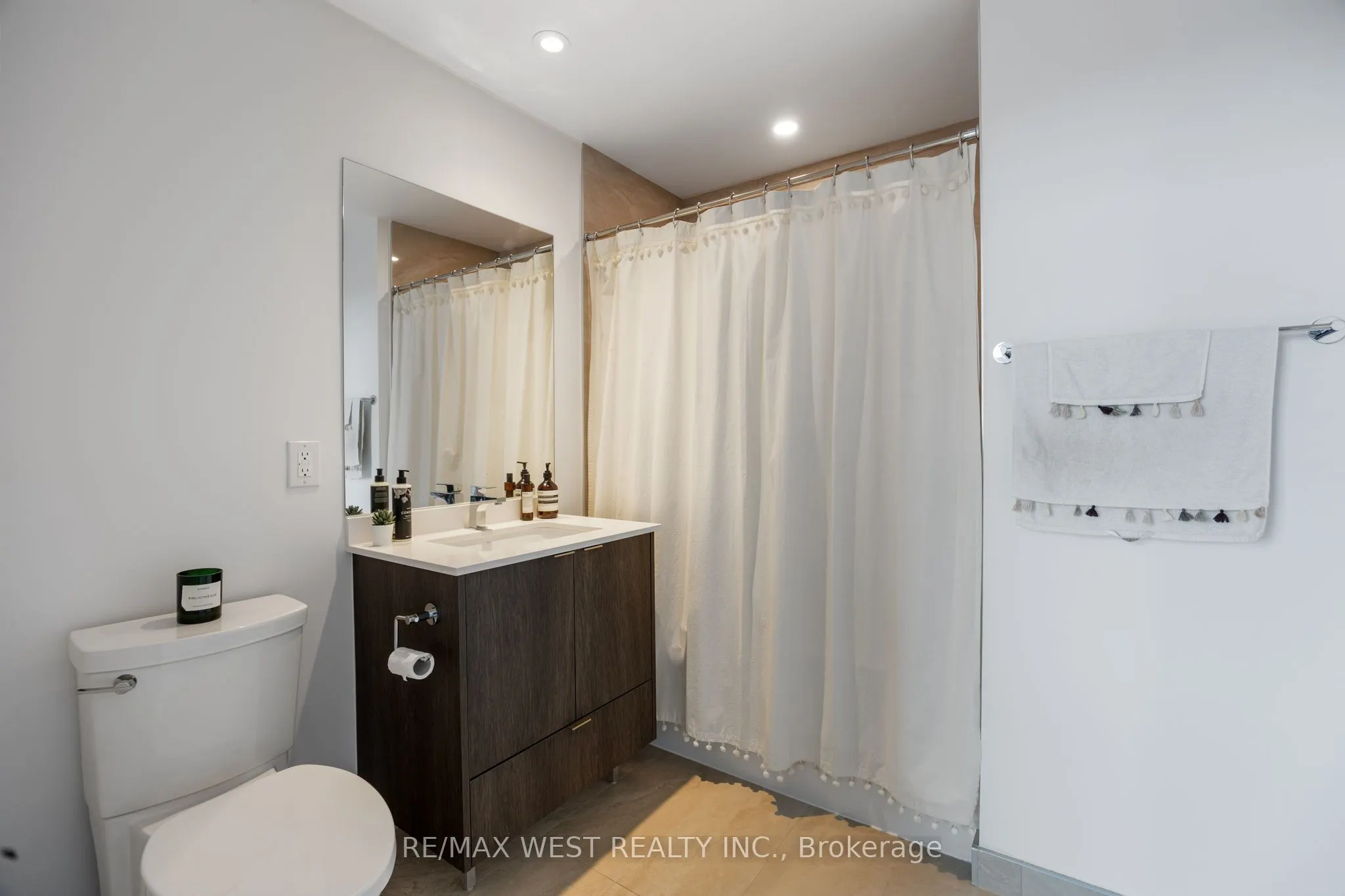 1928 Lake Shore Boulevard W, #3902