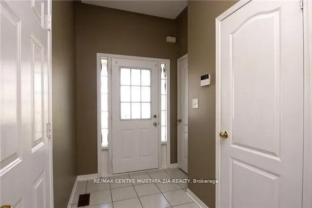 3452 Southwick Street