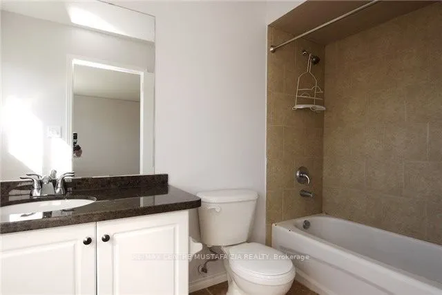 3452 Southwick Street