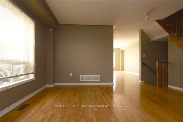 3452 Southwick Street