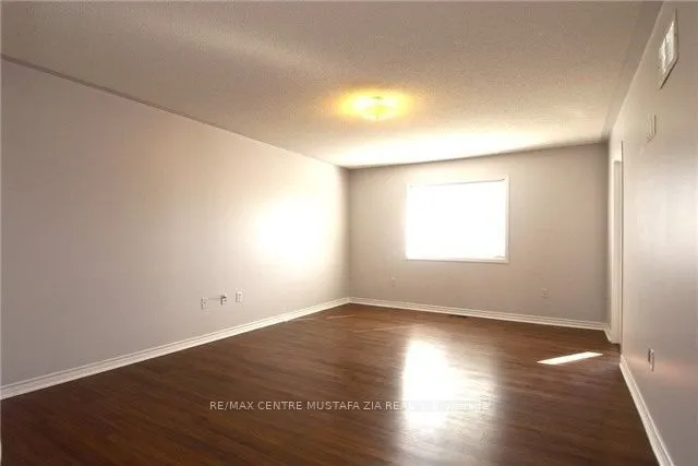 3452 Southwick Street