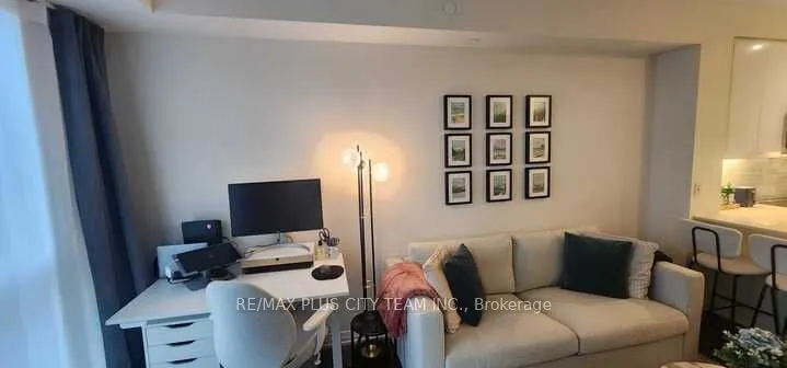 50 Thomas Riley Road, #2010