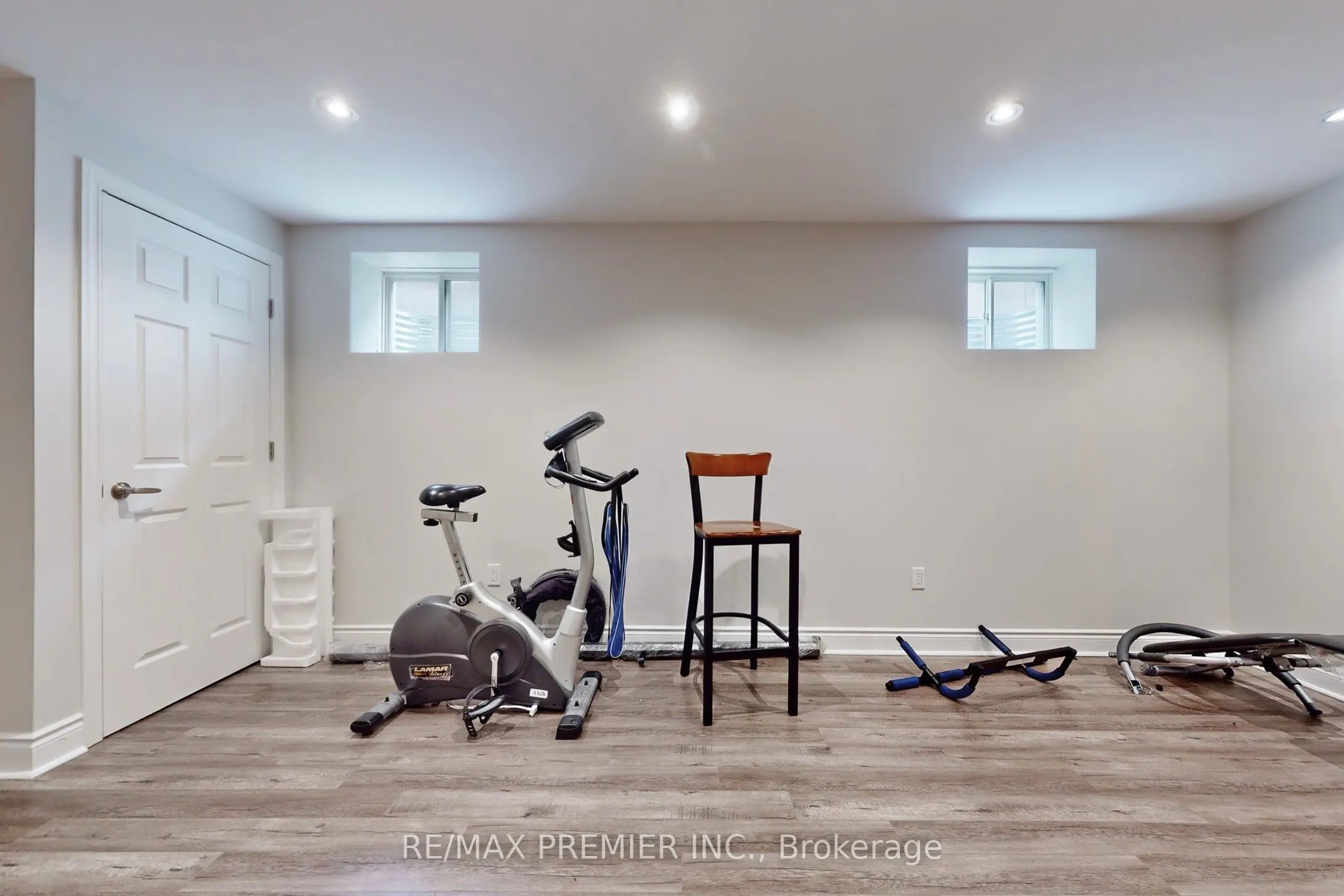 140 Magnolia Crescent